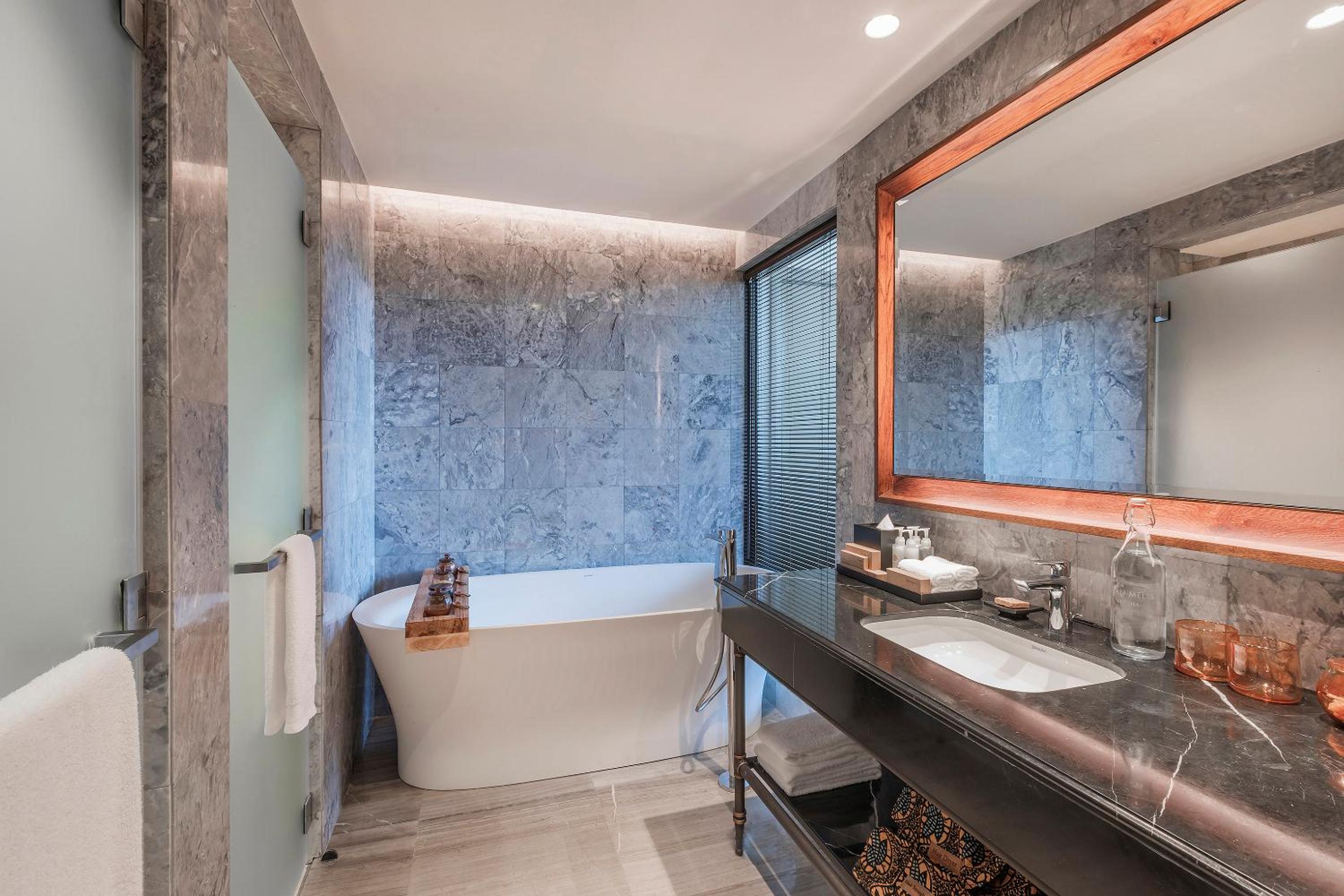 Red Level Junior Suite 2 Bedrooms