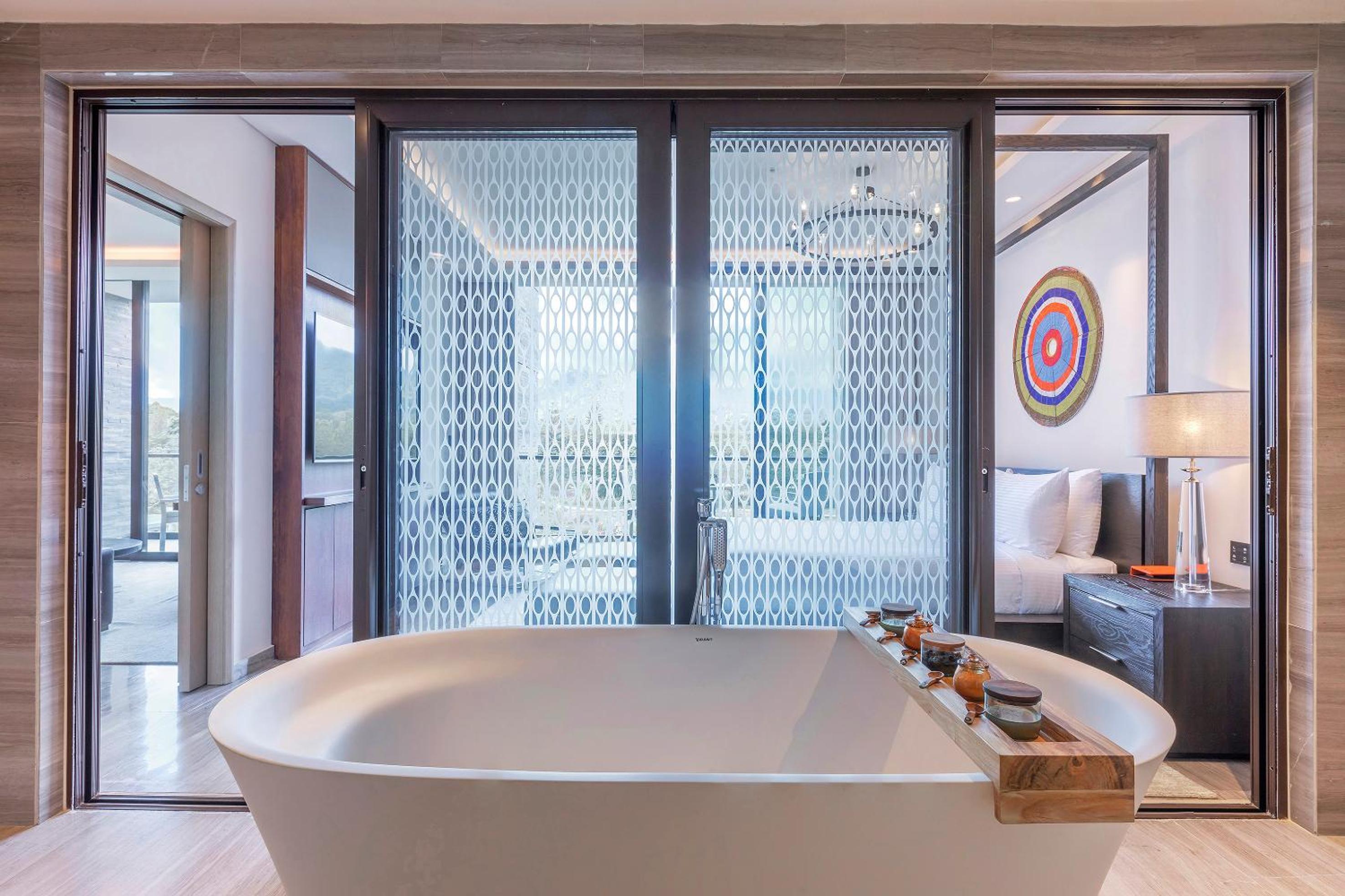 Red Level Grand Suite