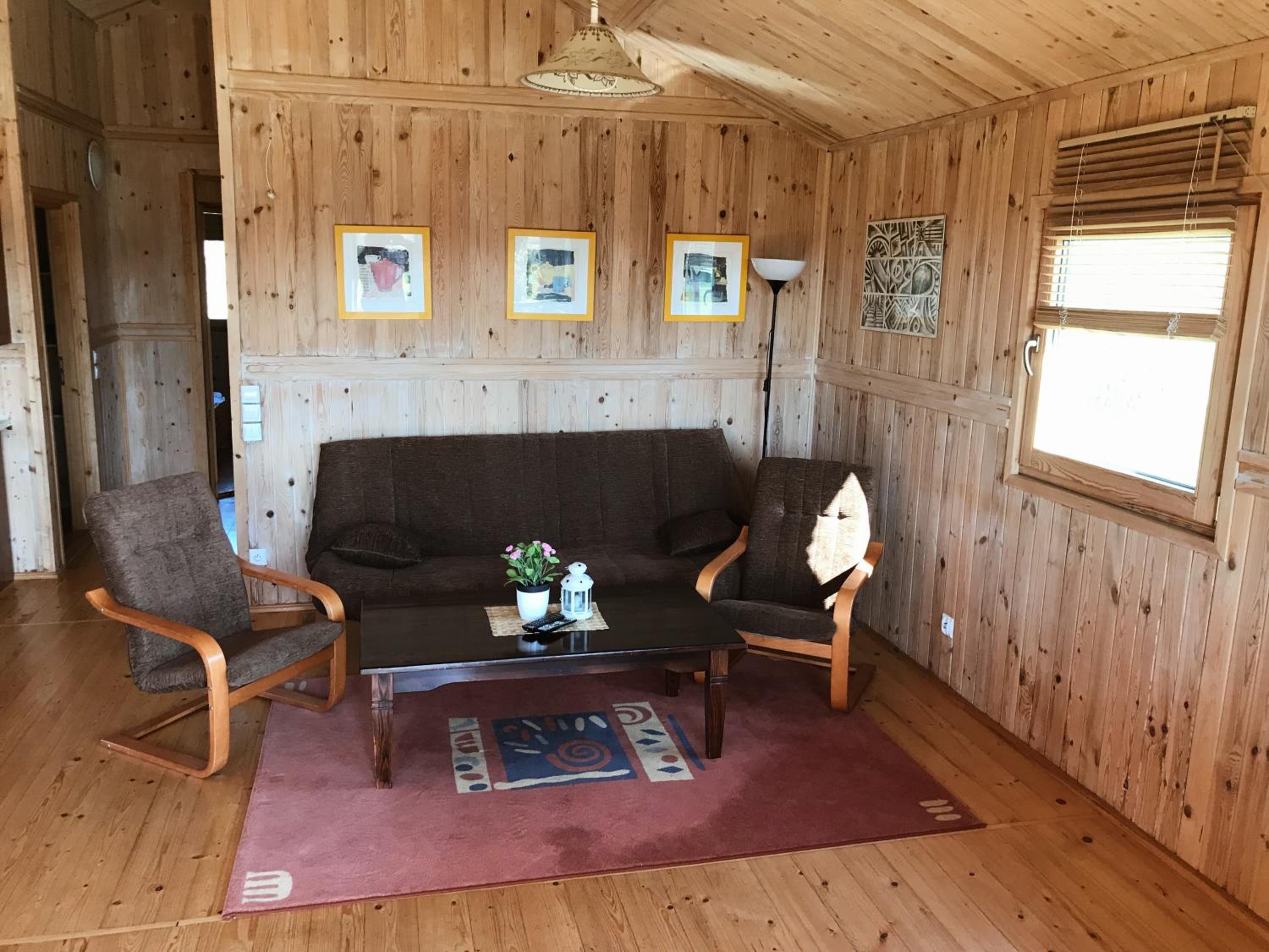 Two-Bedroom House - Photo 16
