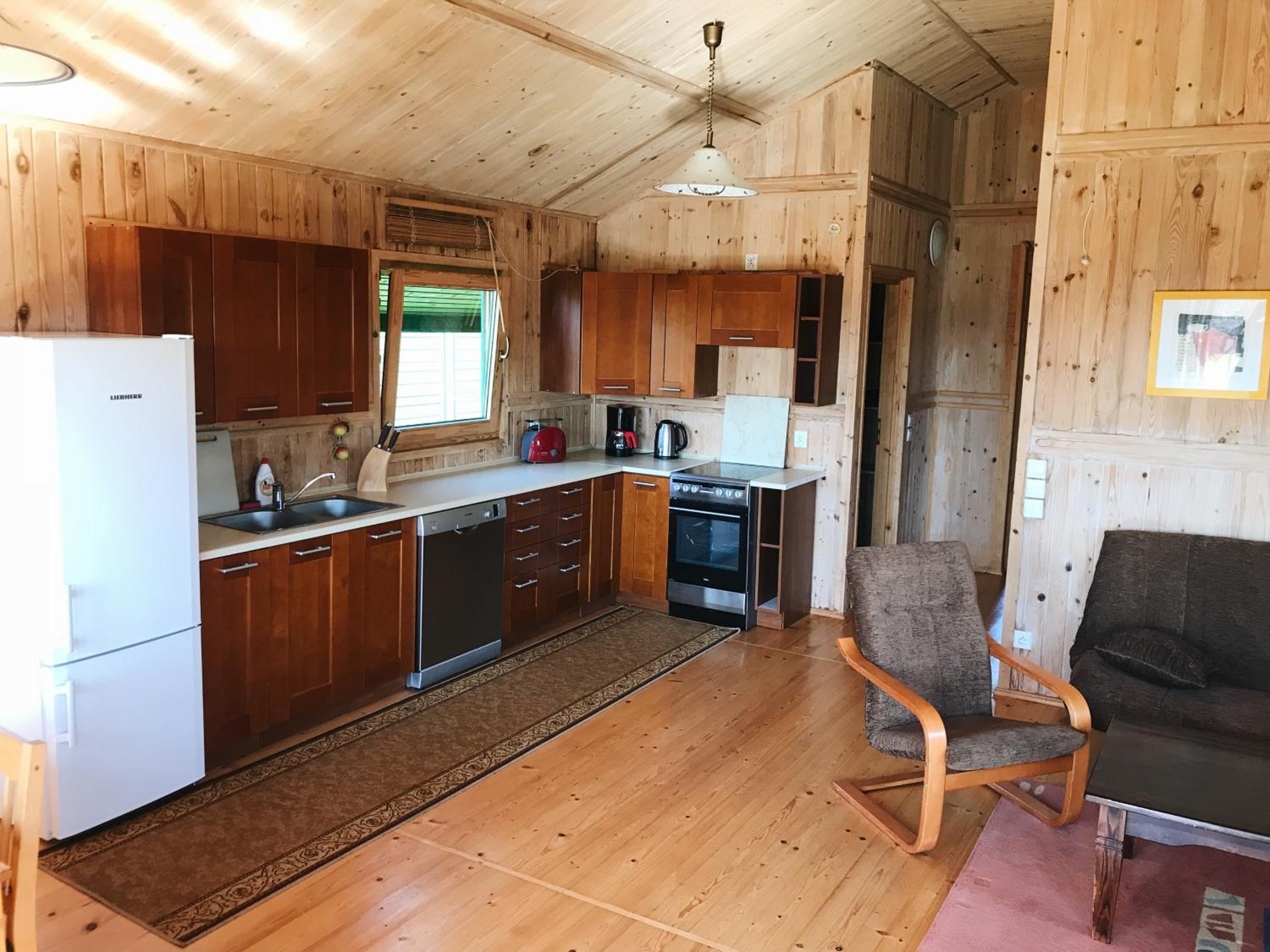 Two-Bedroom House - Photo 17