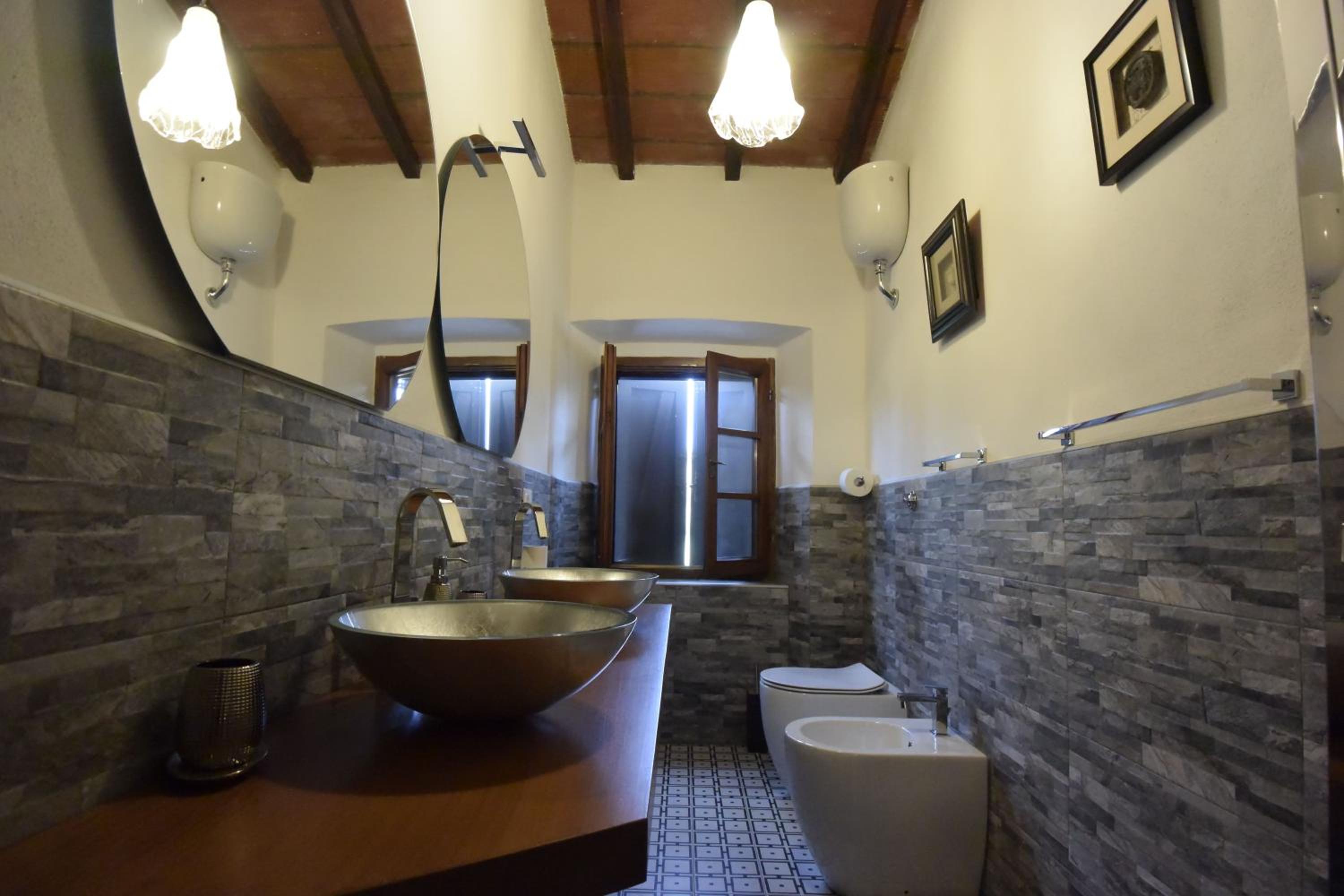 Villa photo 2
