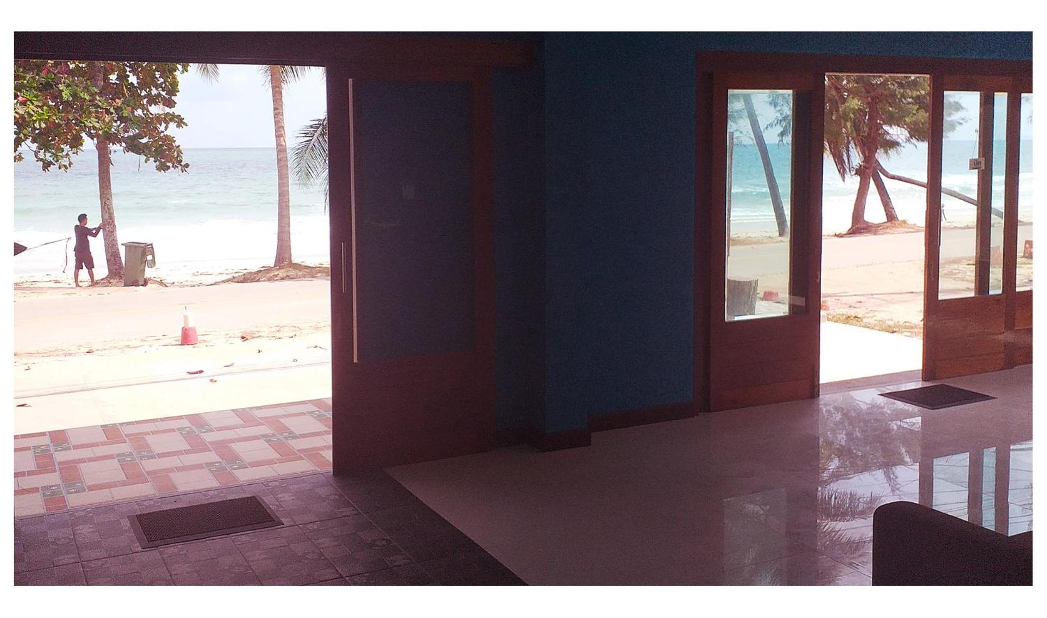 Superior Triple Room with Sea View photo 3