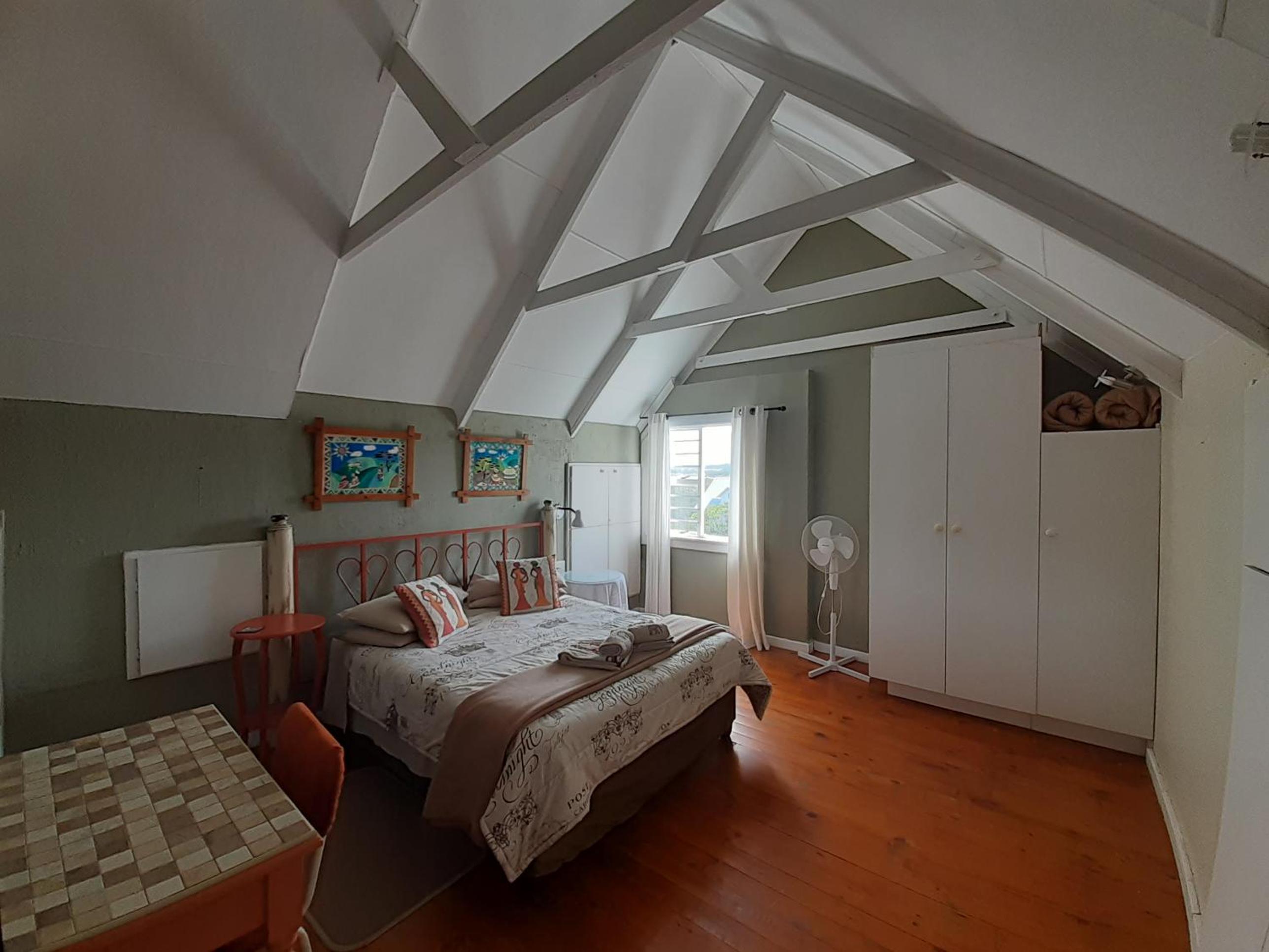 Two-Bedroom Chalet - Photo 2
