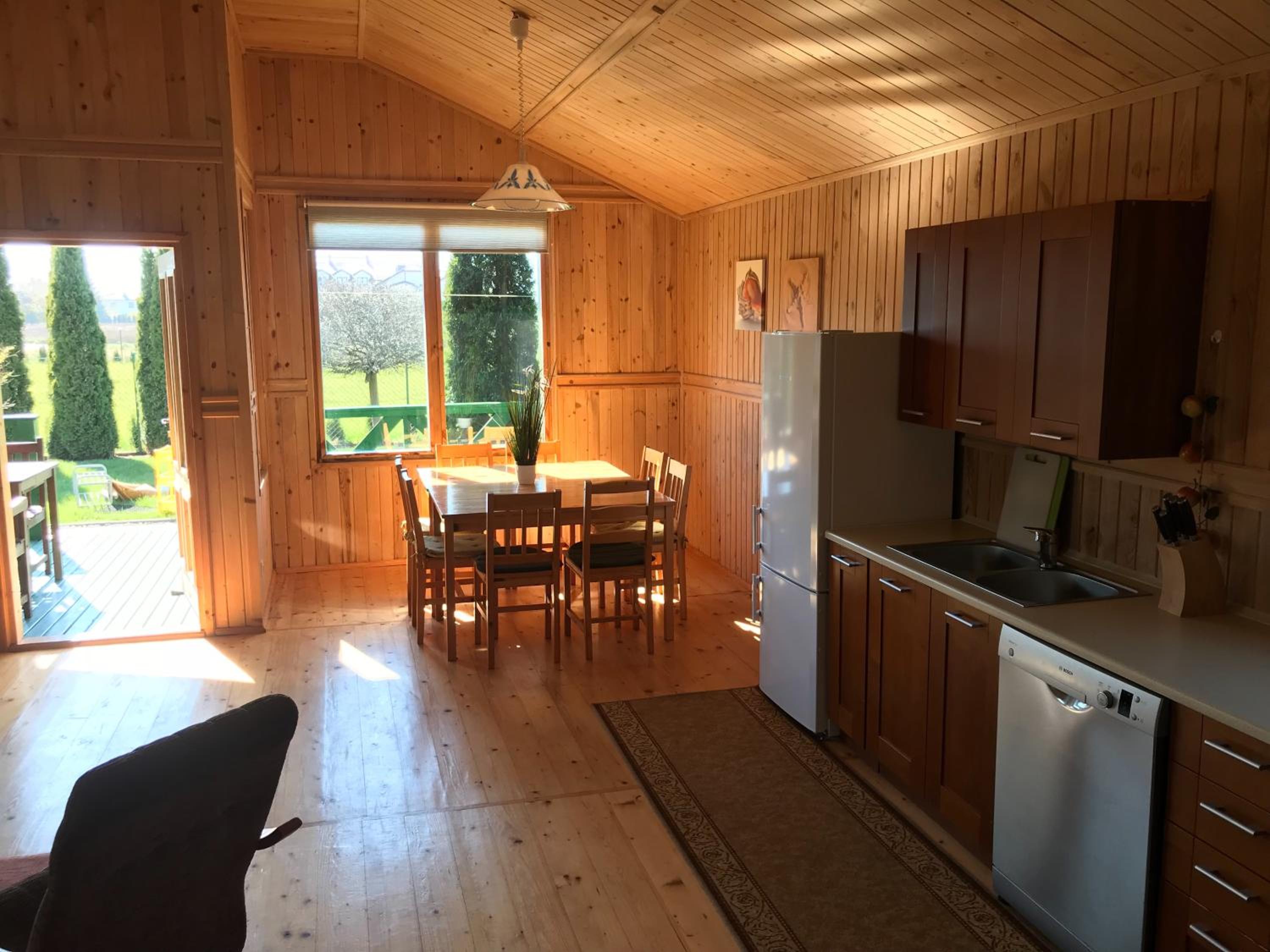Two-Bedroom House - Photo 9