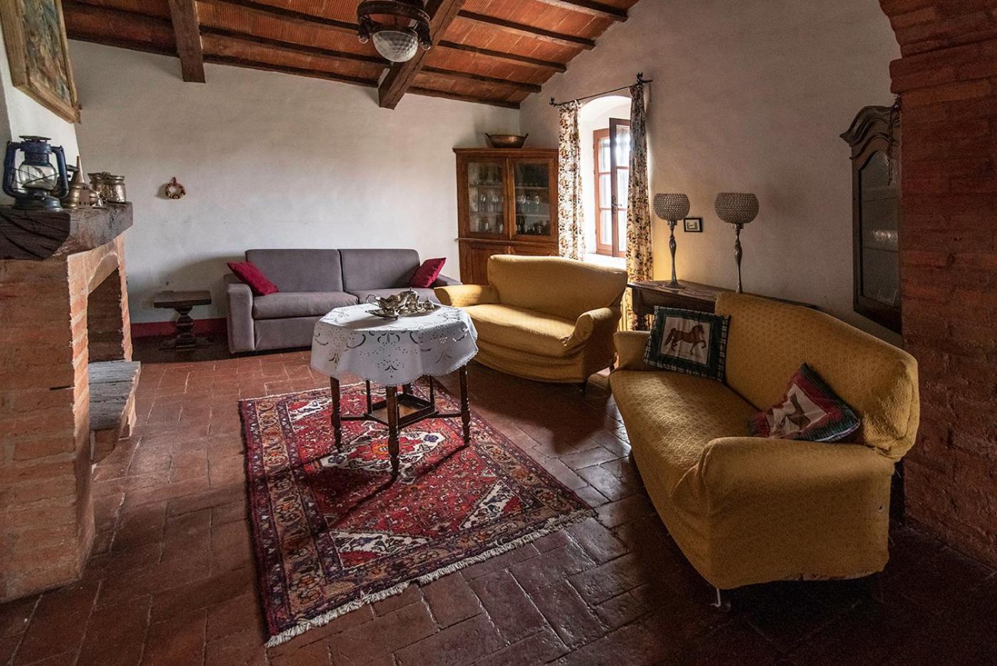 Villa photo 1