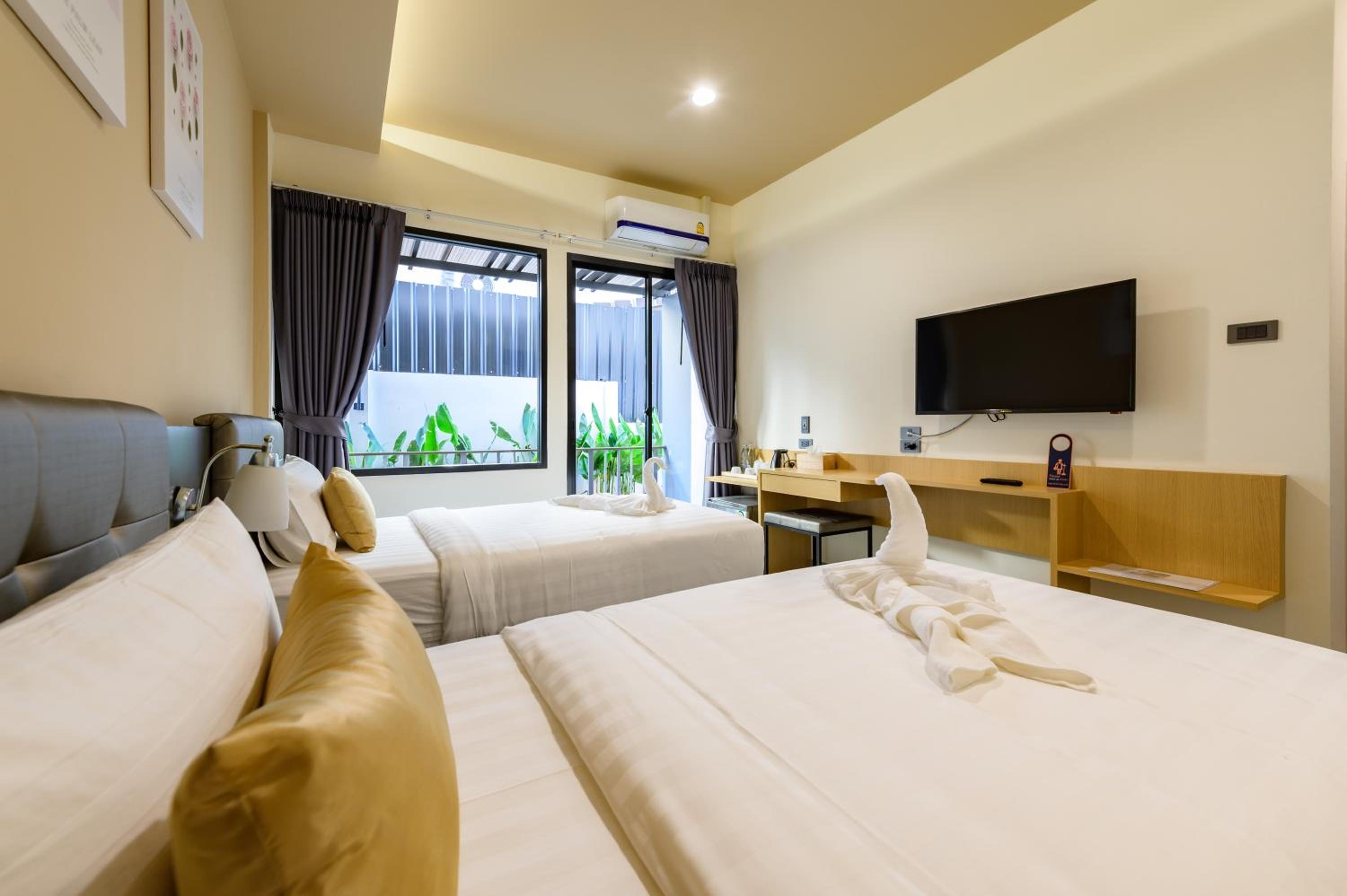 Standard Twin Room photo 3