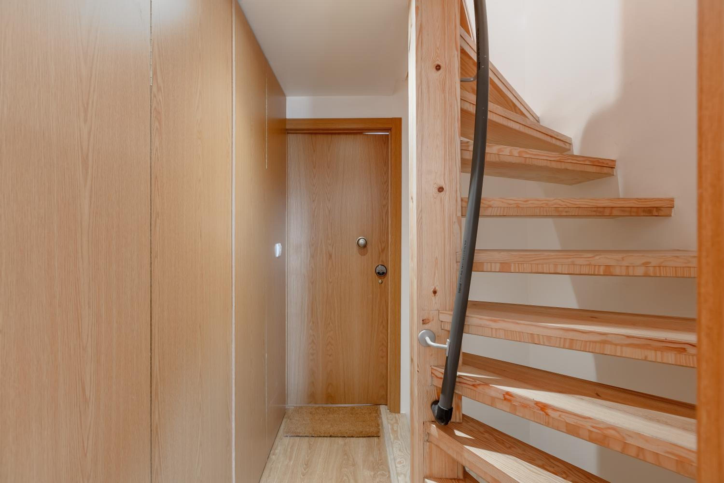 One-Bedroom Apartment - Photo 28
