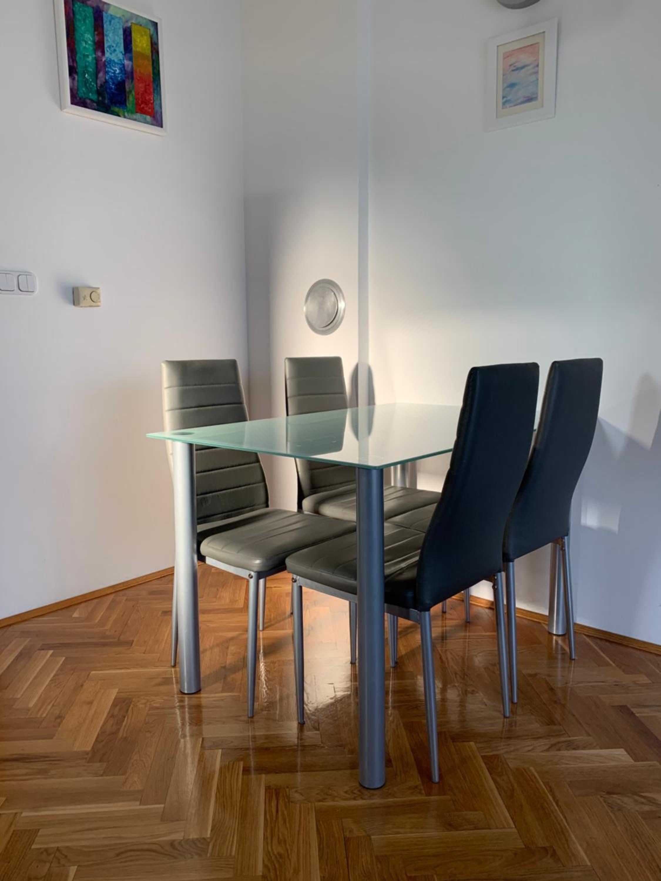 Apartment - Photo 22