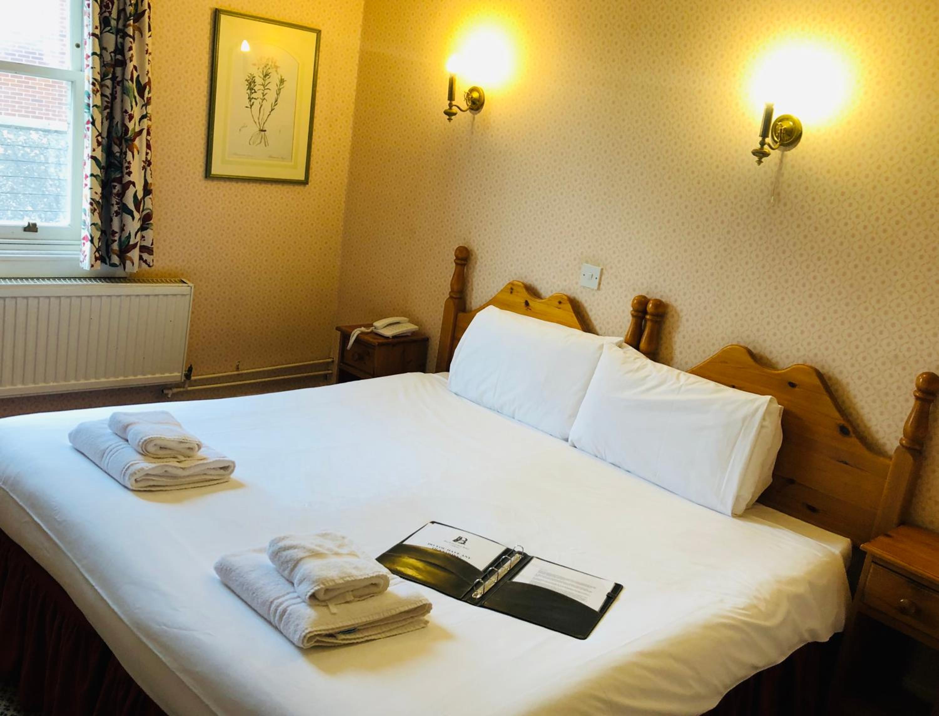 Double Room - Photo 3