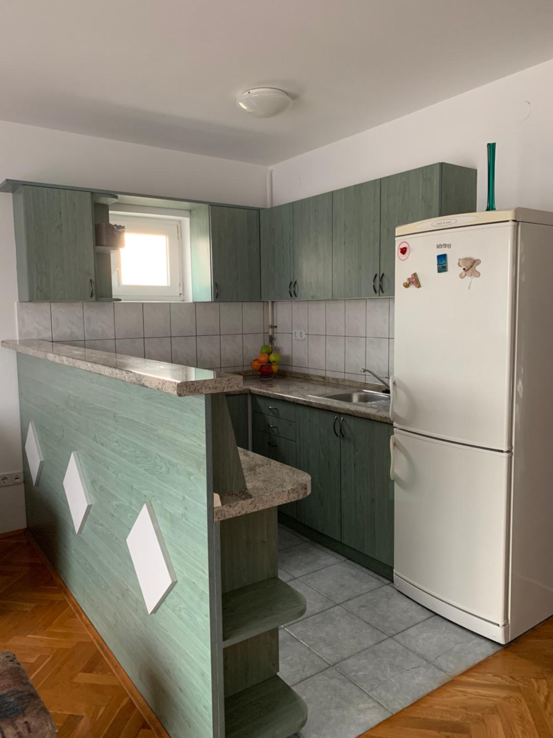 Apartment - Photo 27