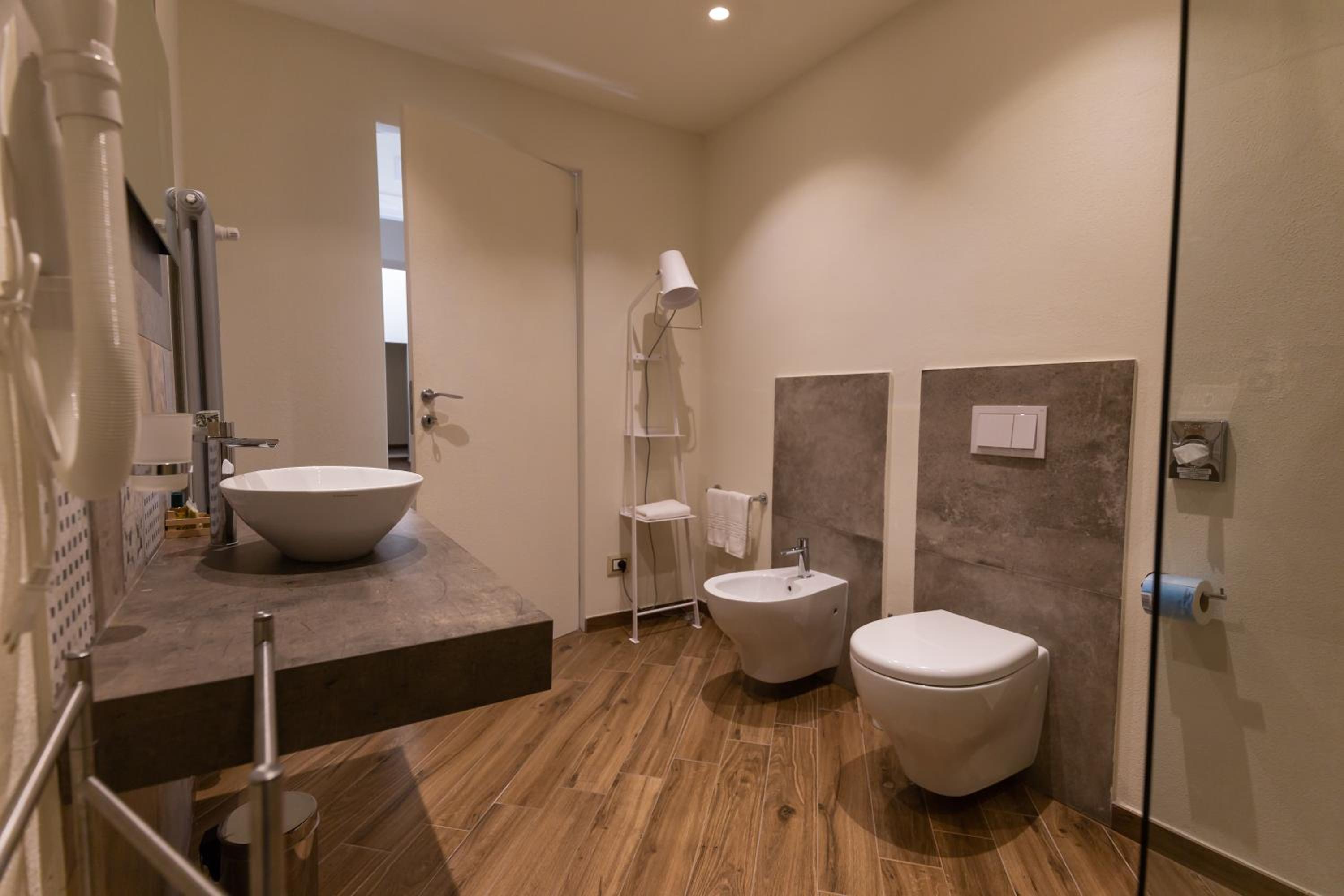 Prestige Suite photo 2