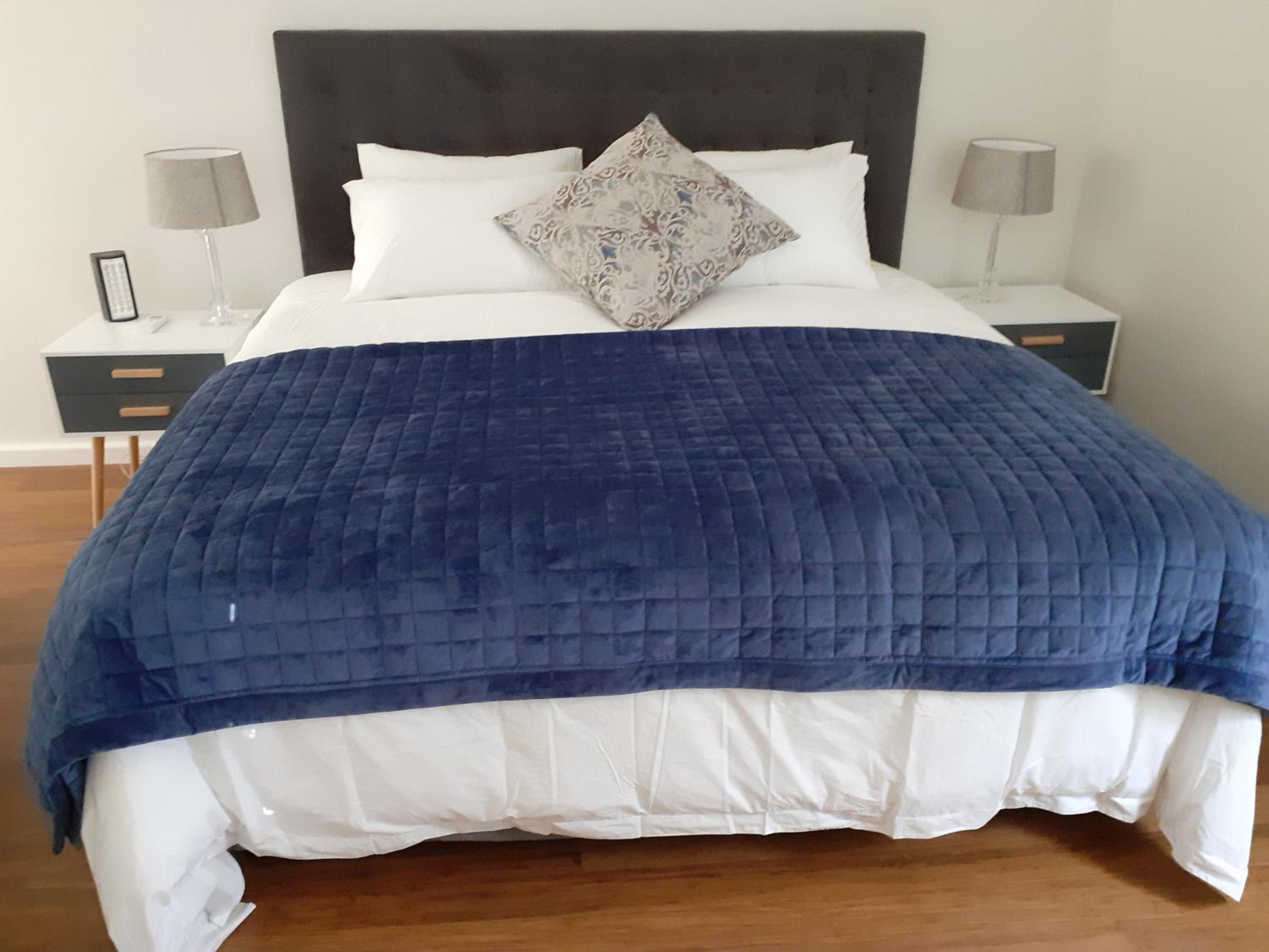 Premium King Room photo 1