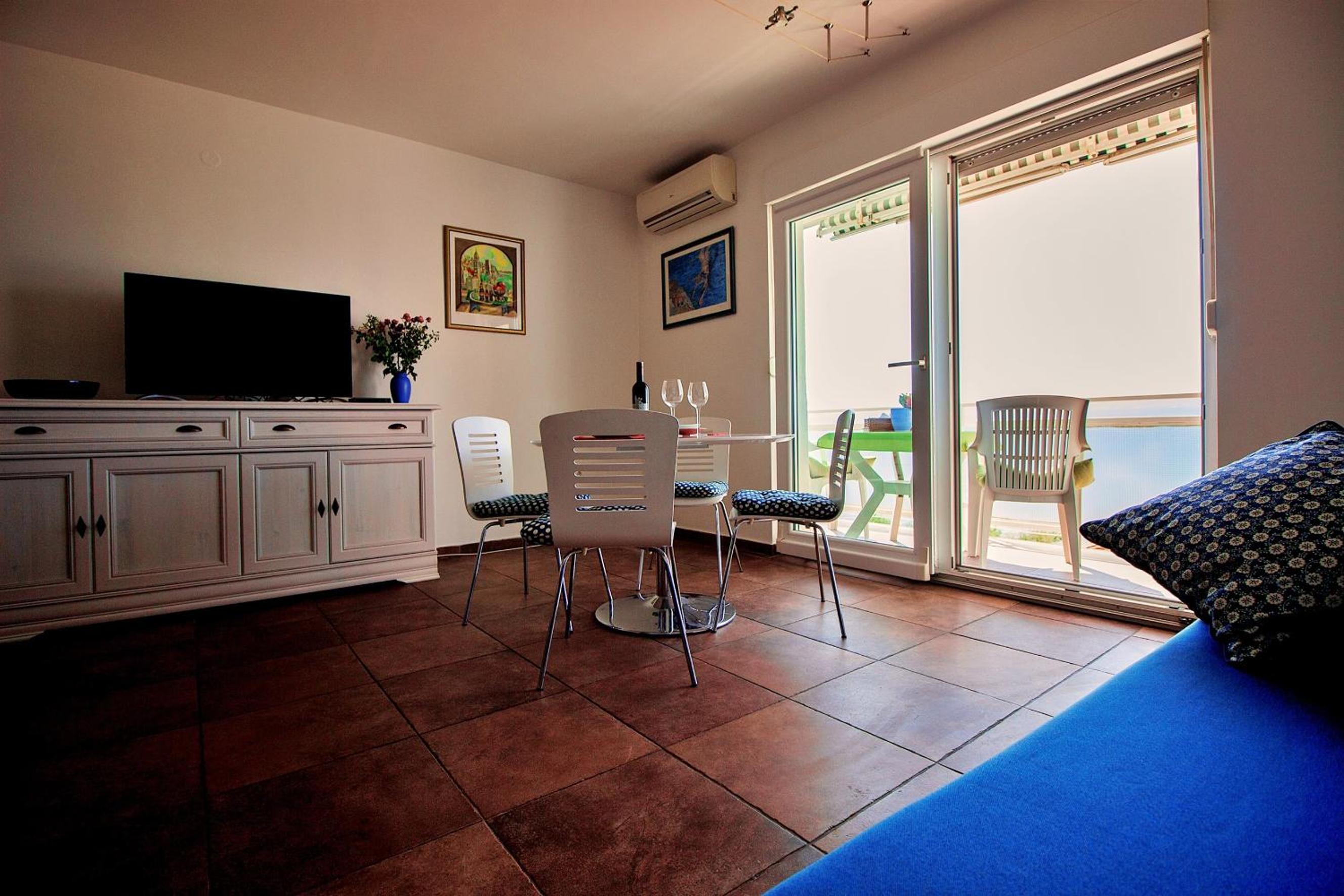 Apartment with Sea View photo 1