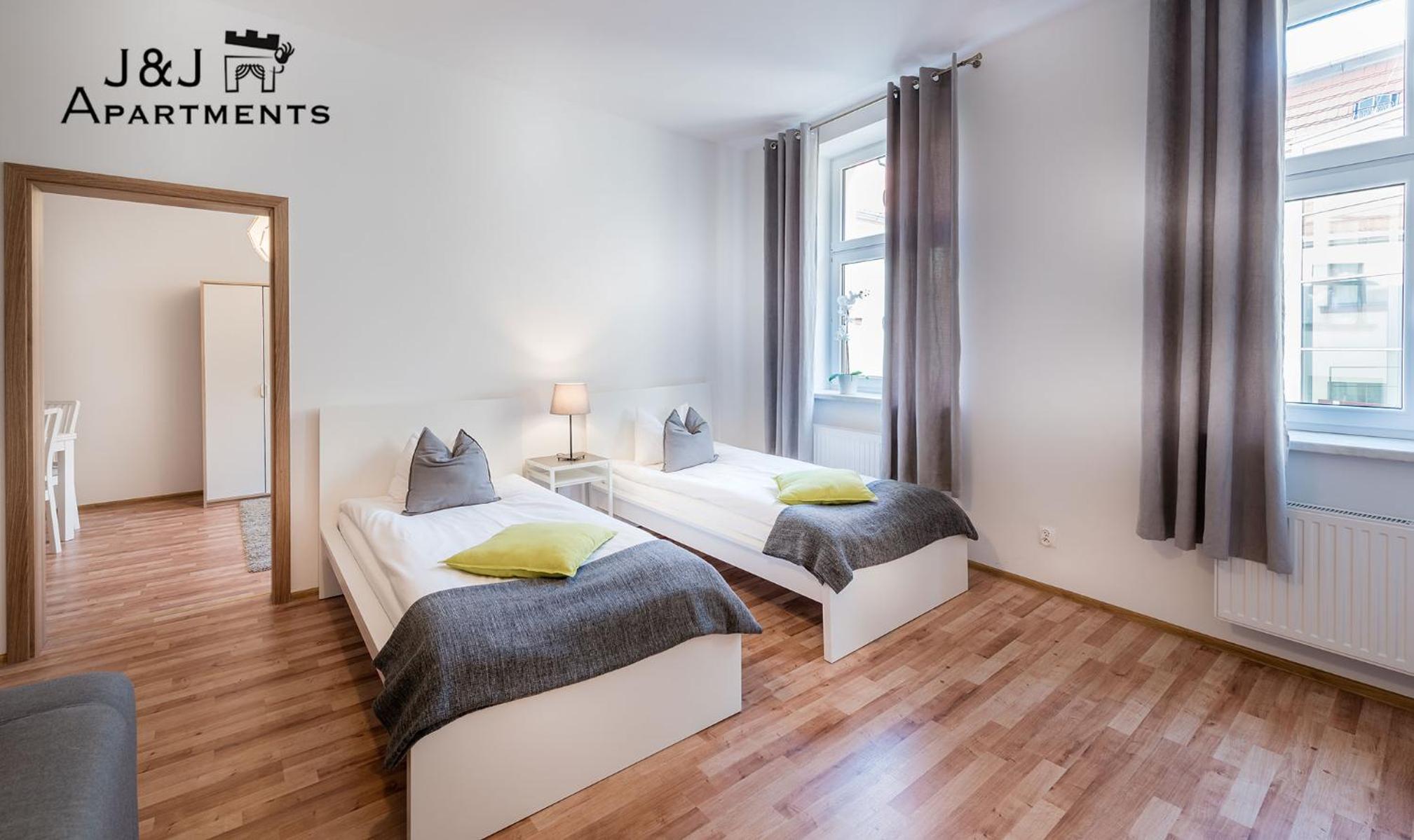 Apartment - Photo 11