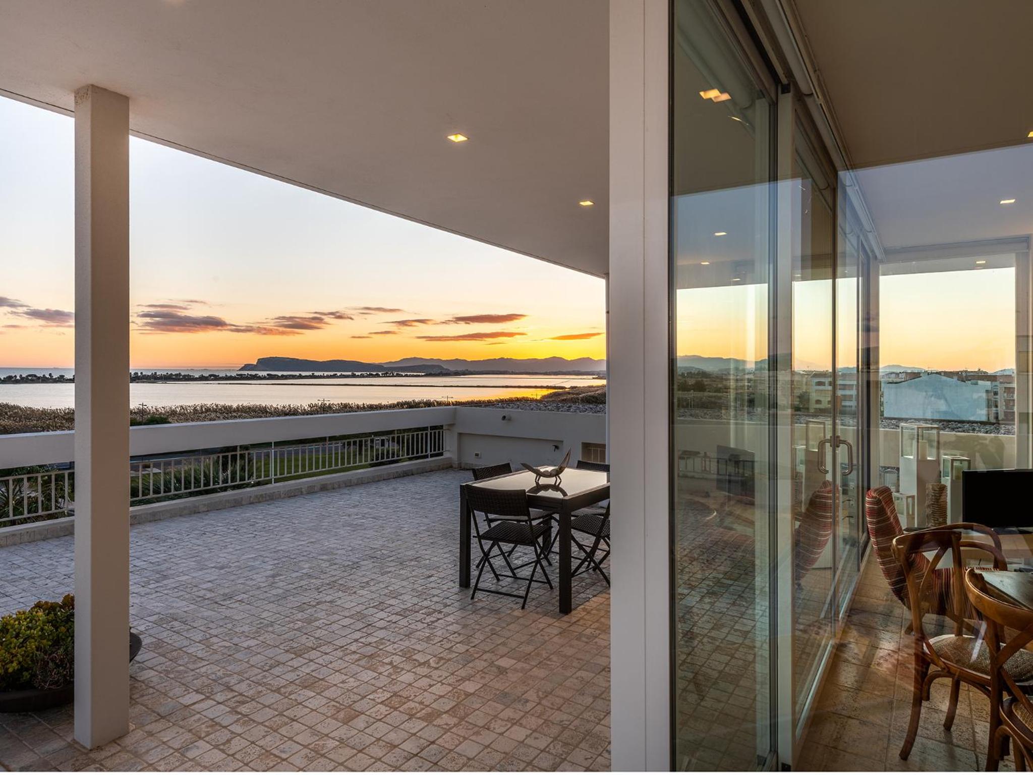 Penthouse Apartment photo 2