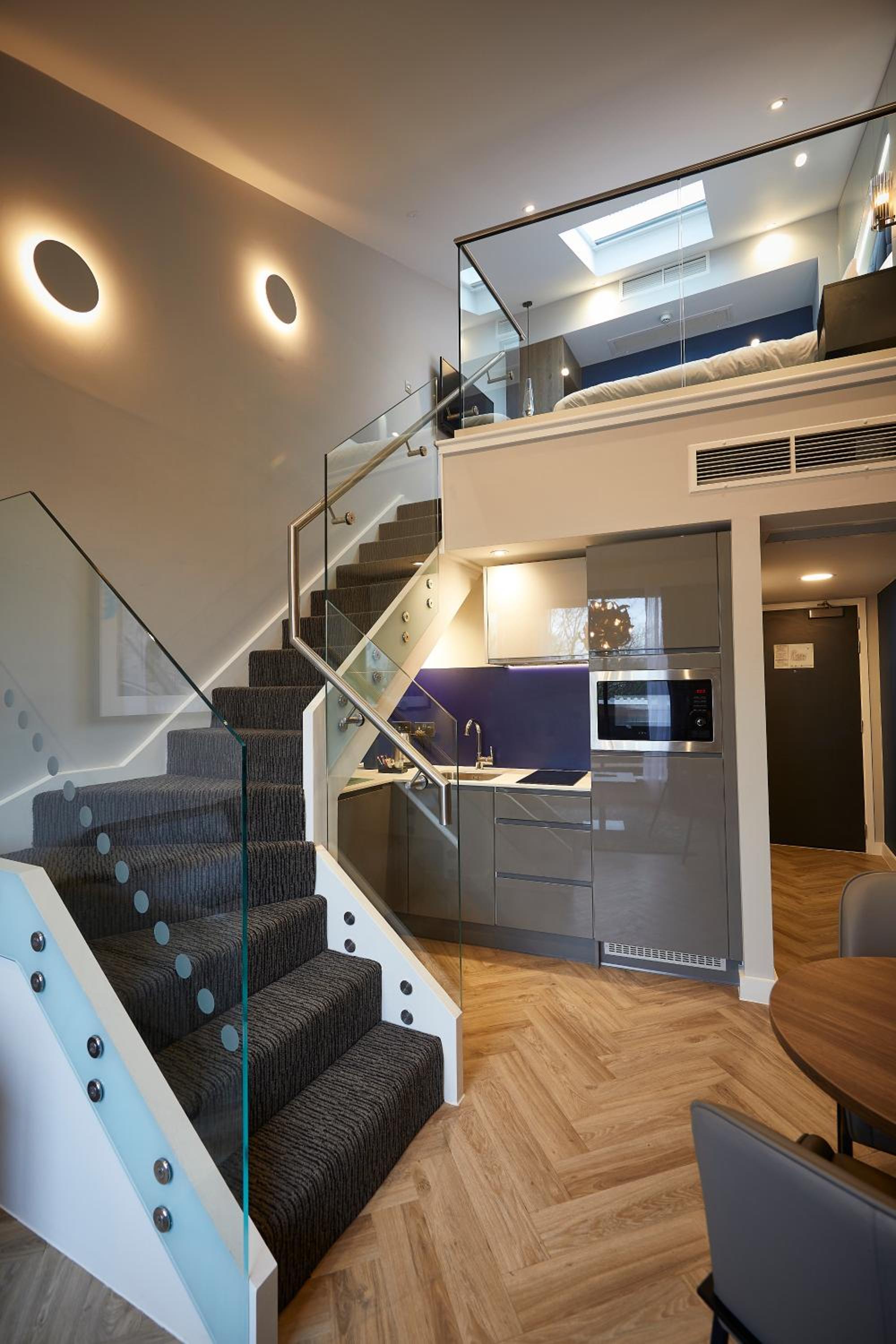 Loft Suite - Photo 3
