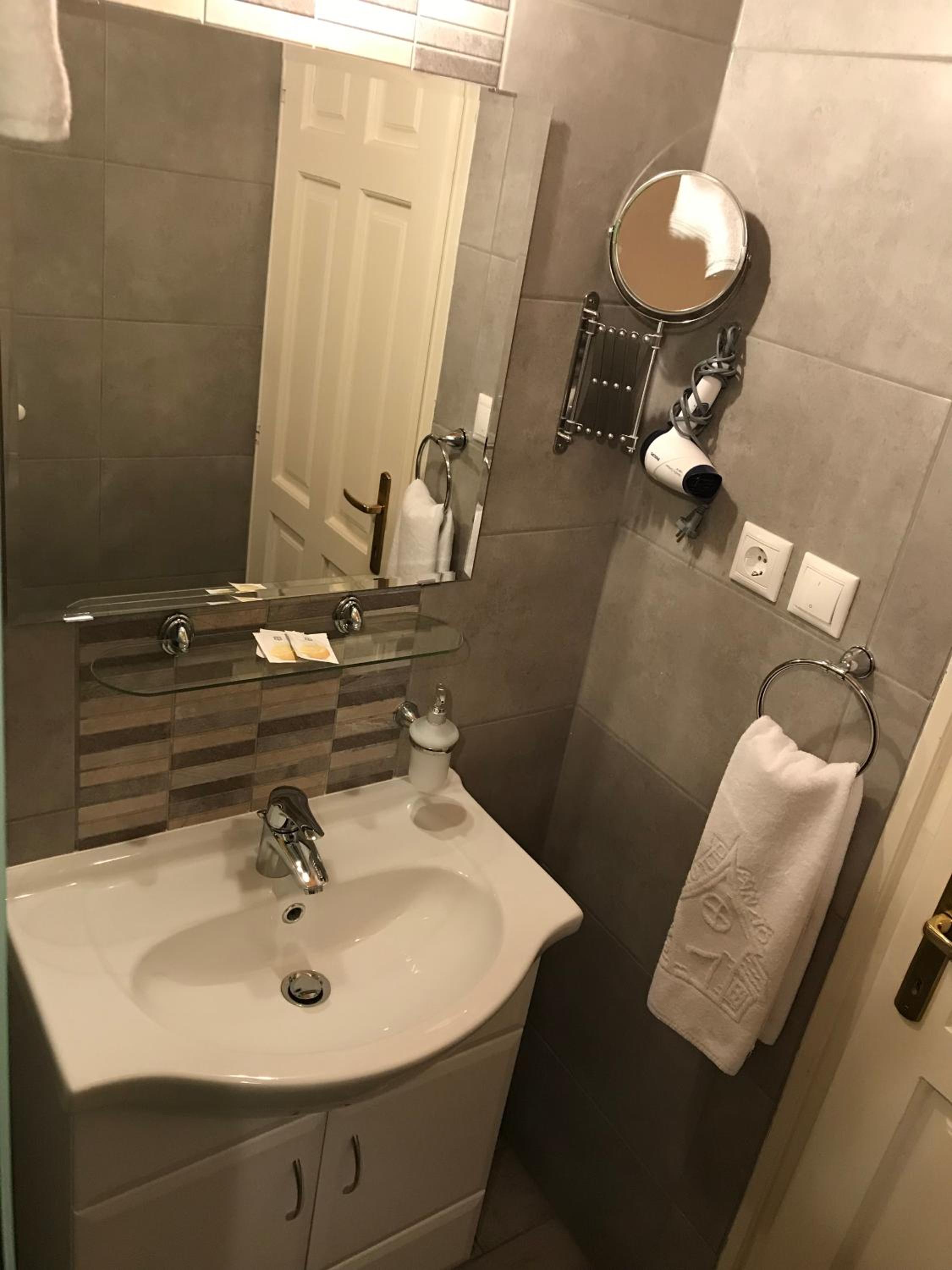 Triple Room With Balcony photo 2