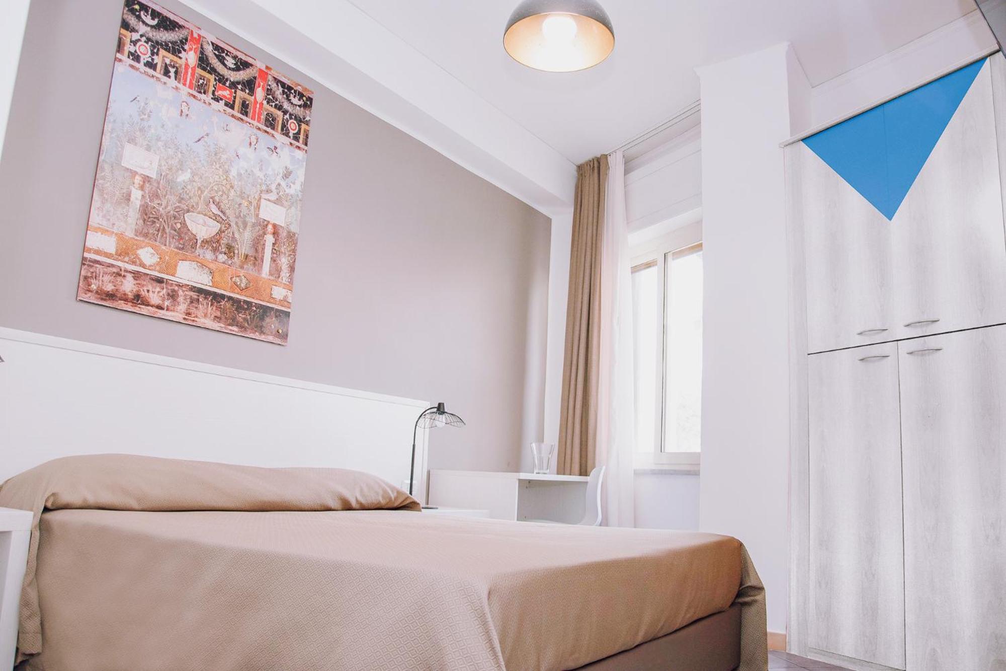 Double or Twin Room with Private Bathroom photo 2
