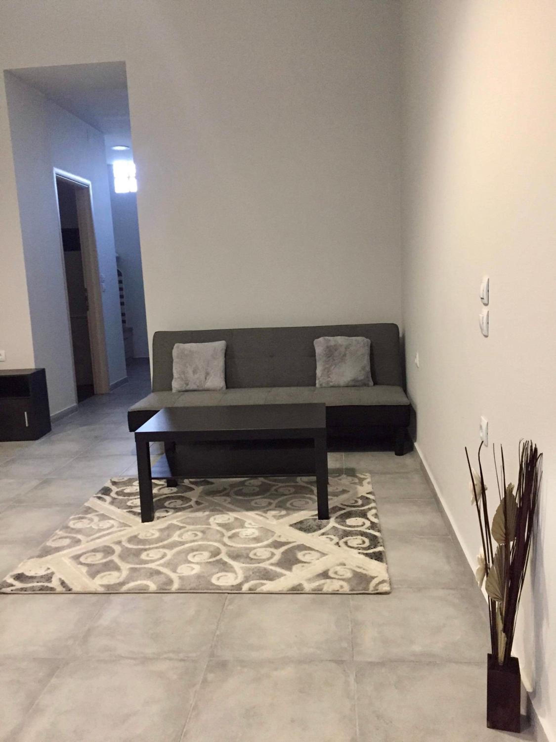 Family Studio - Photo 16