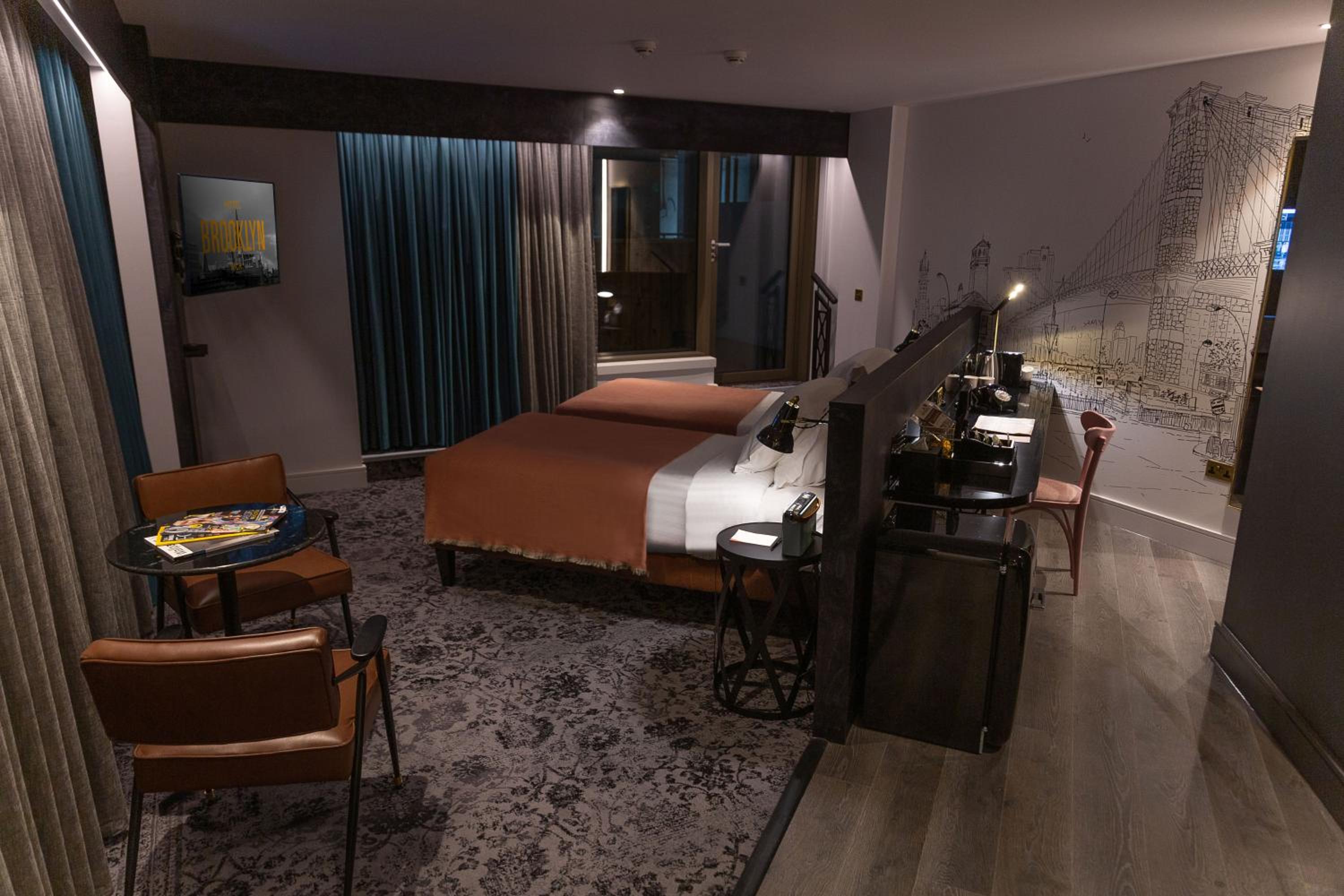 King Suite - Photo 1