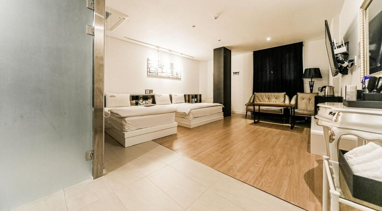 Twin Suite photo 3
