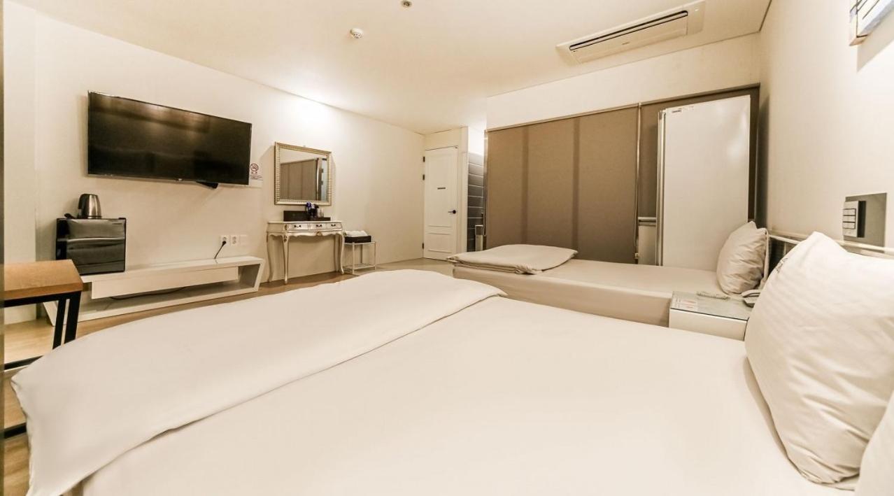 Twin Suite