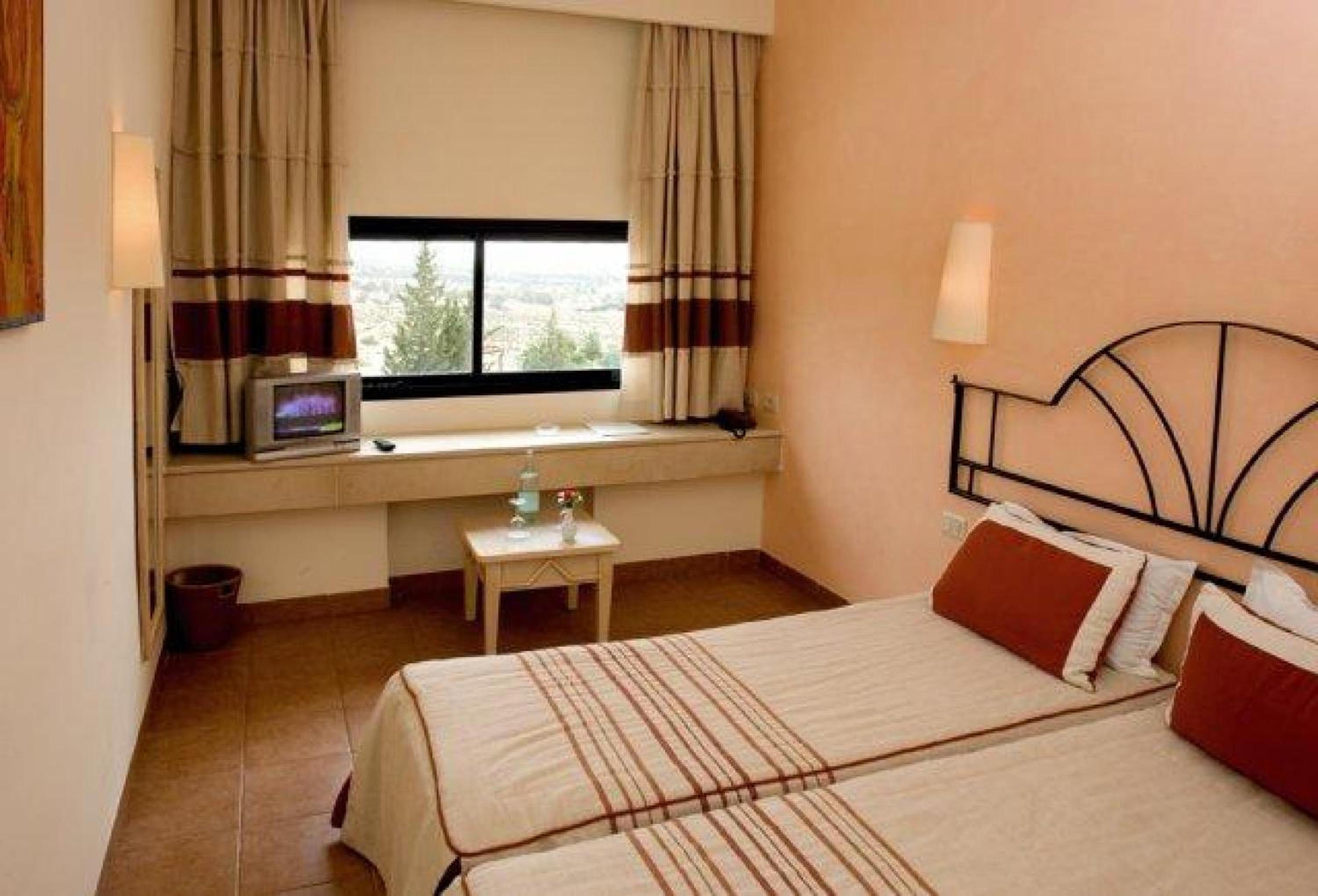 Superior Double Room - Photo 1