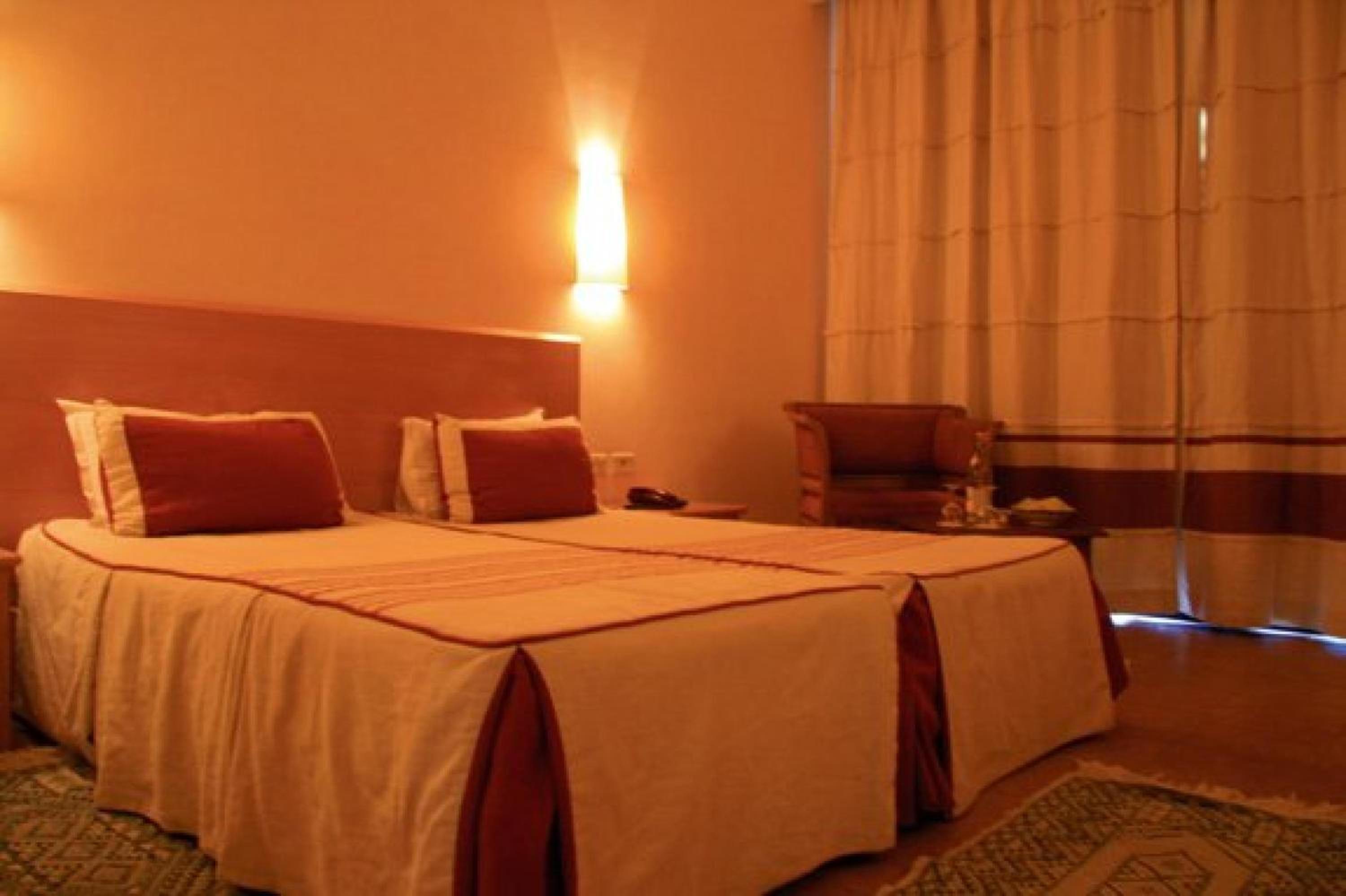 Standard Double Room - Photo 4