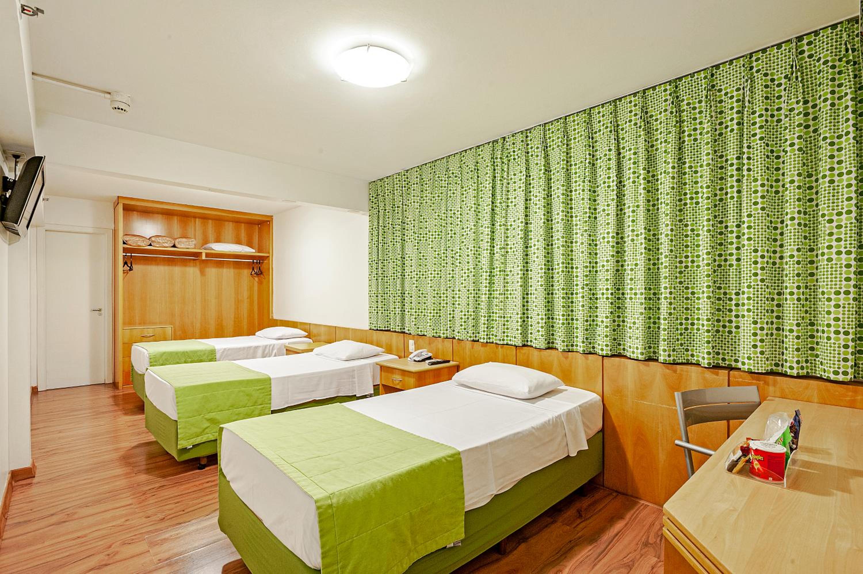 Standard Triple Room - Photo 1