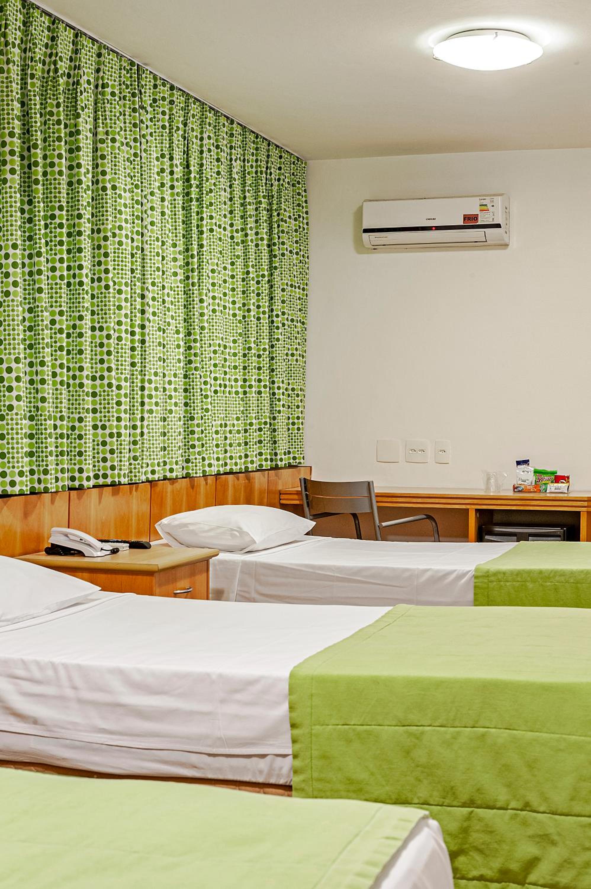 Standard Triple Room - Photo 3