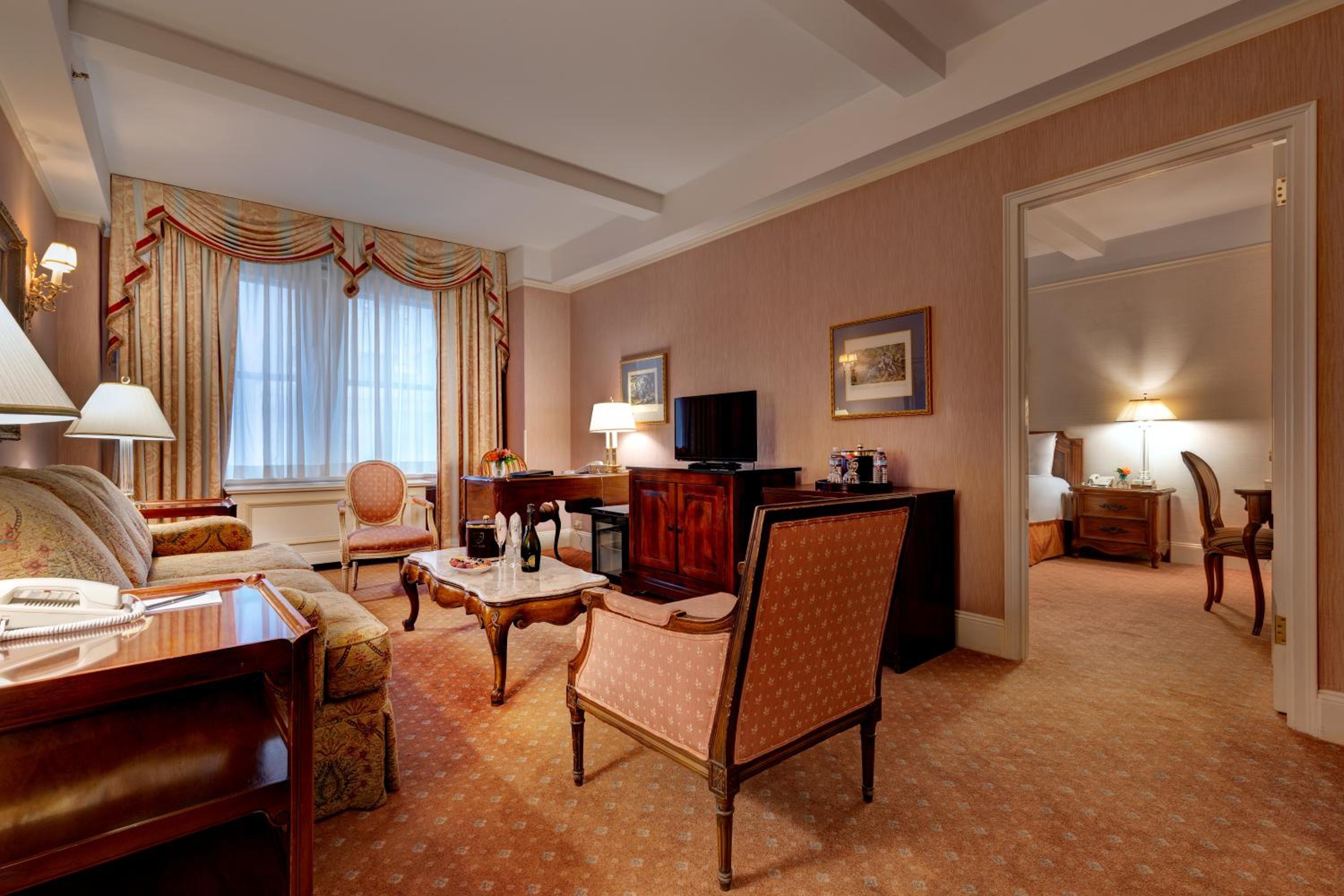 King Suite photo 3
