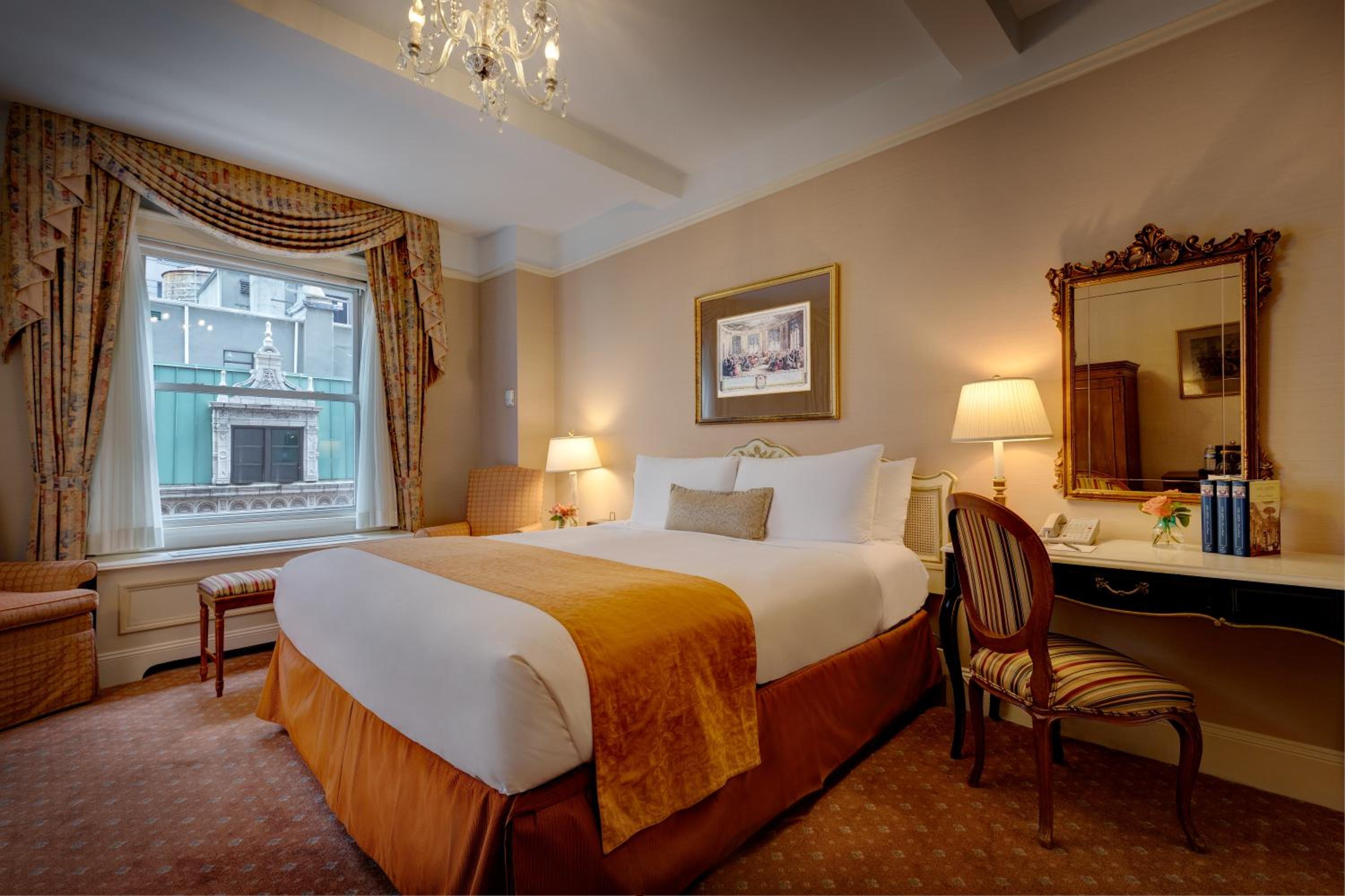 Deluxe King Room photo 3