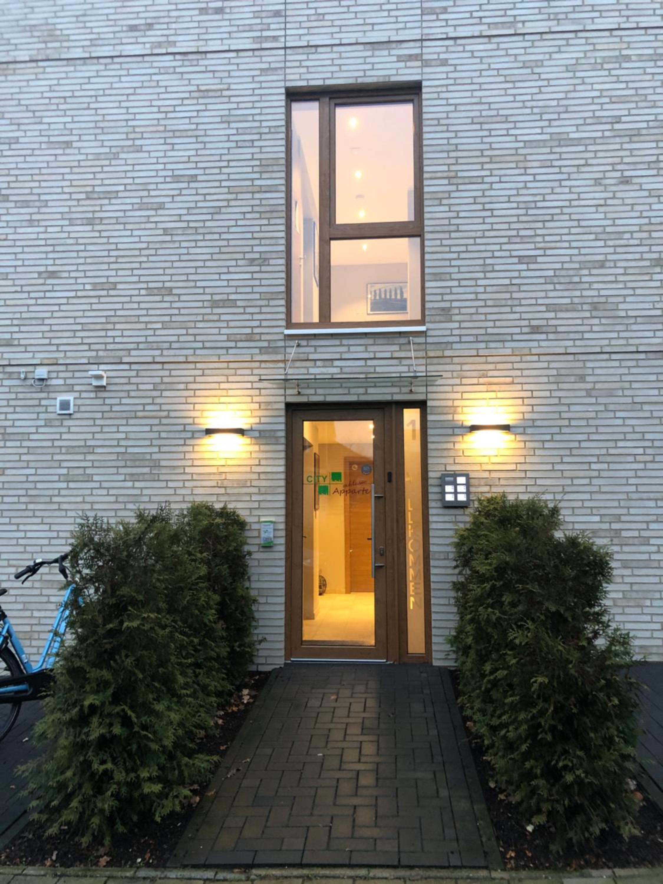 Studio Apartment photo 2