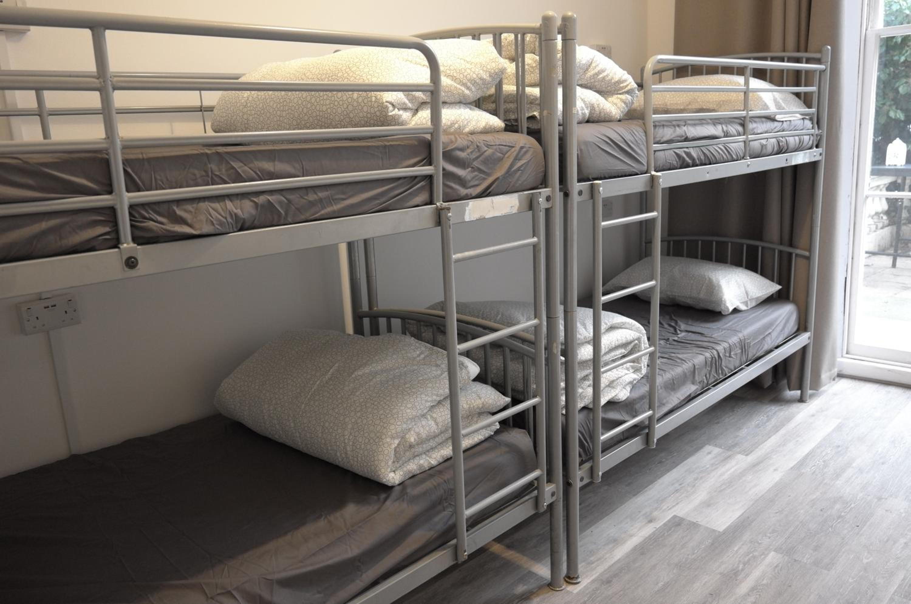 Bed in 4-Bed Mixed Dormitory Room photo 1