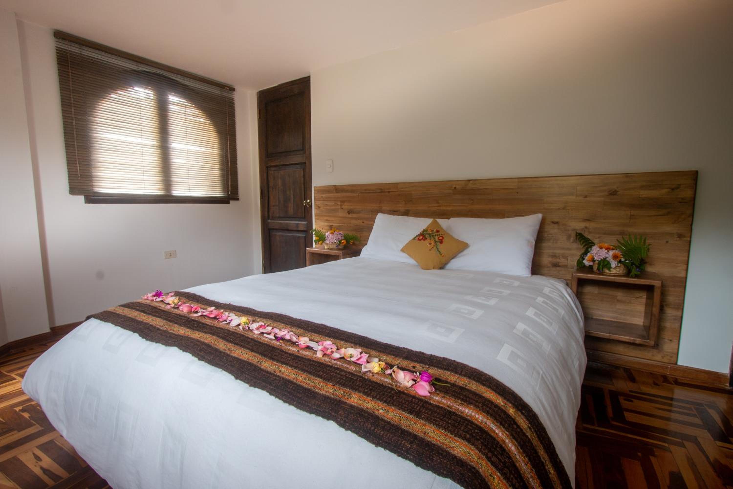 Standard Queen Room - Photo 1