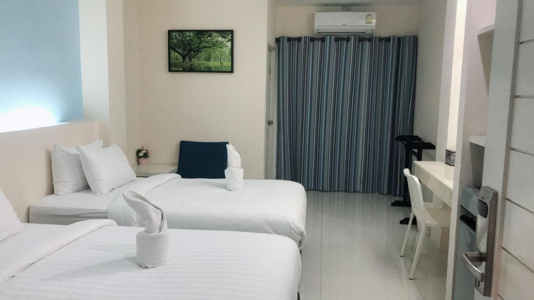 Standard Twin Room photo 1
