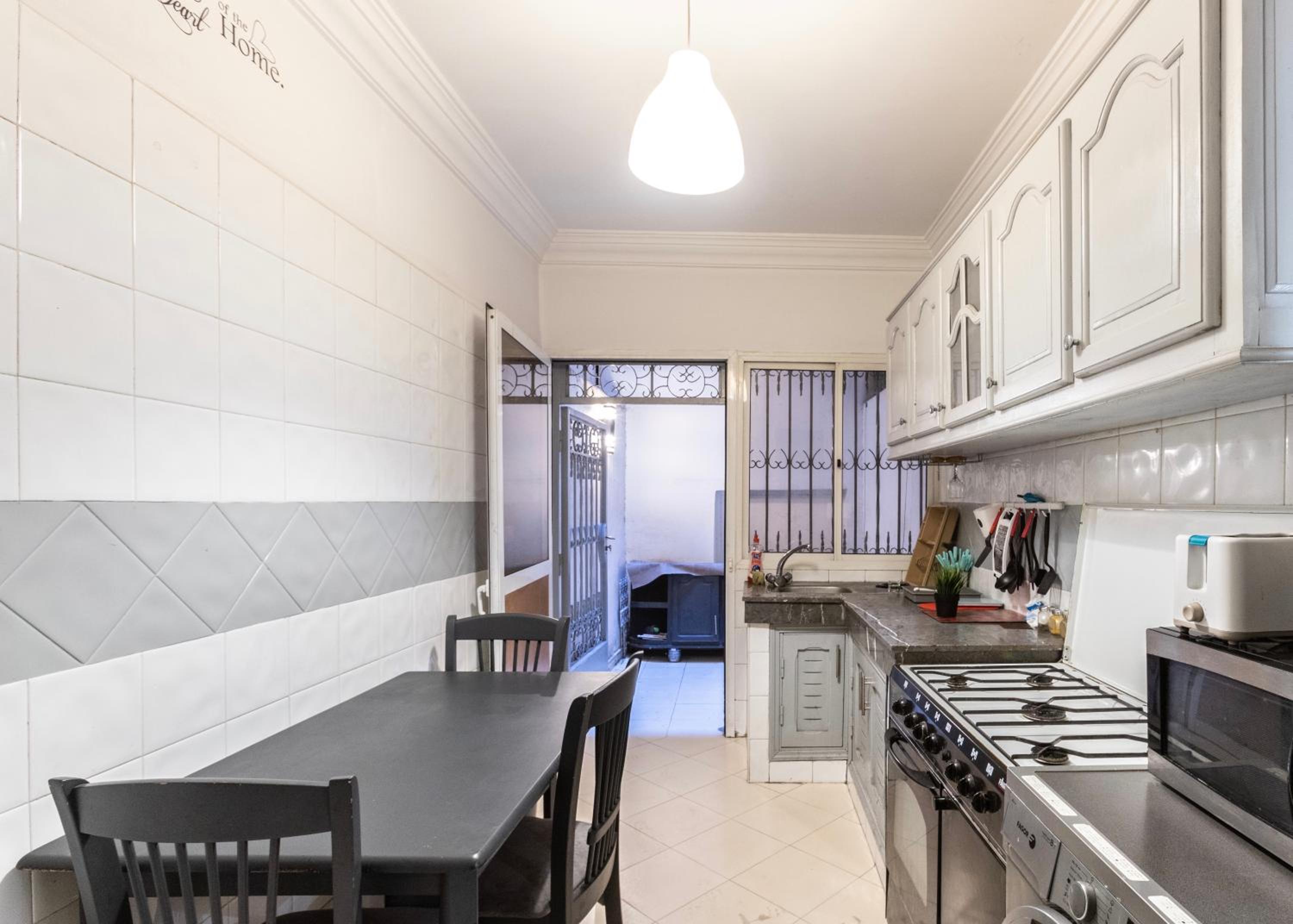 Apartment - Photo 2