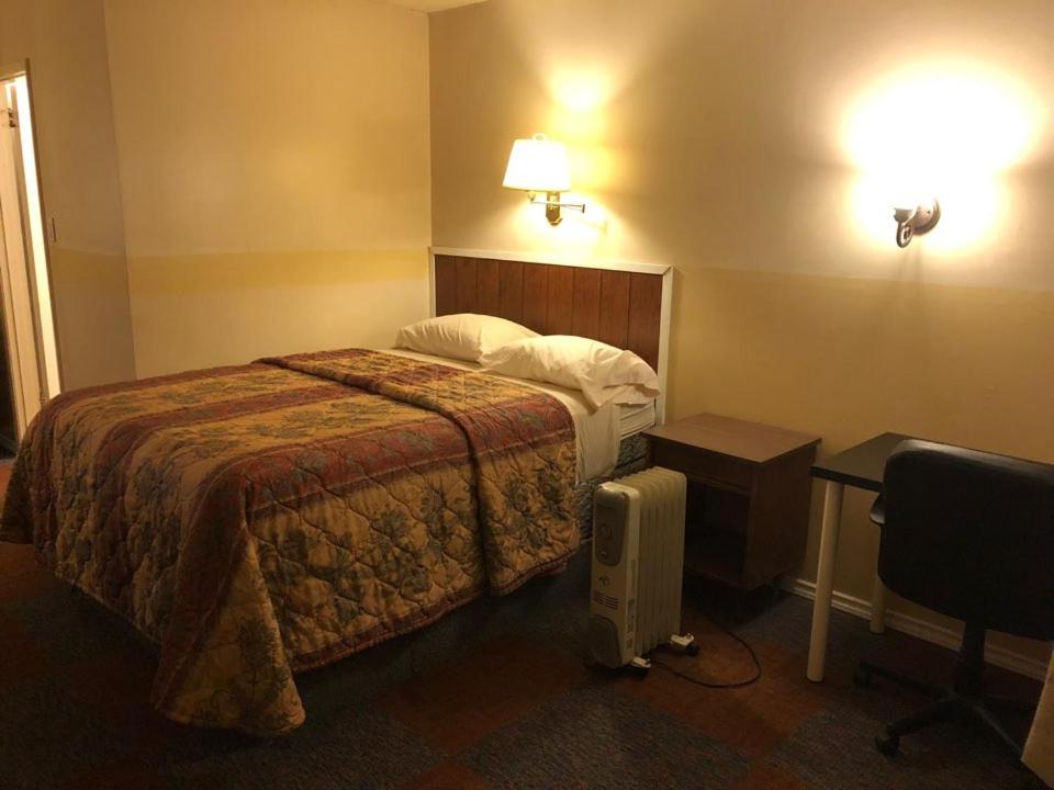 Small Double Room photo 1