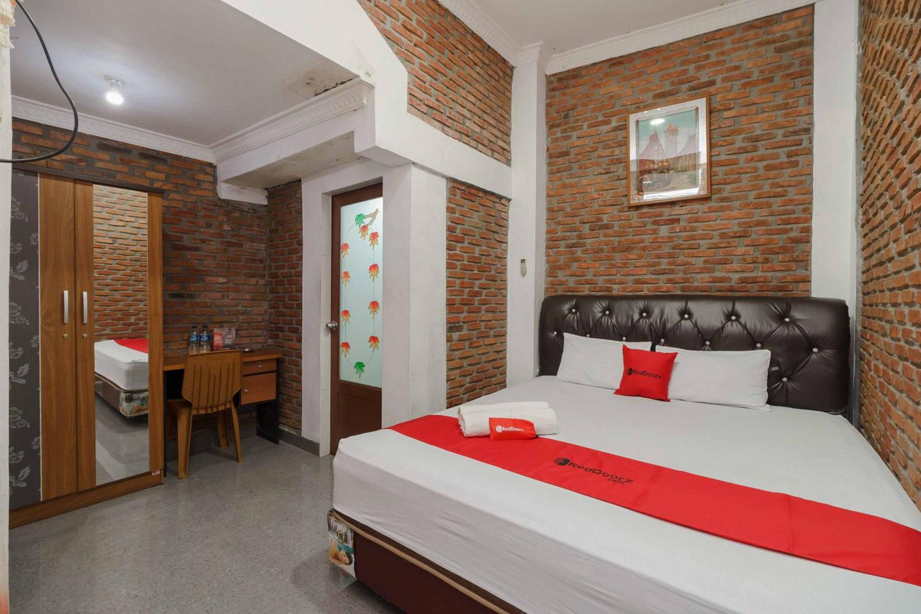 Double Room - Photo 1