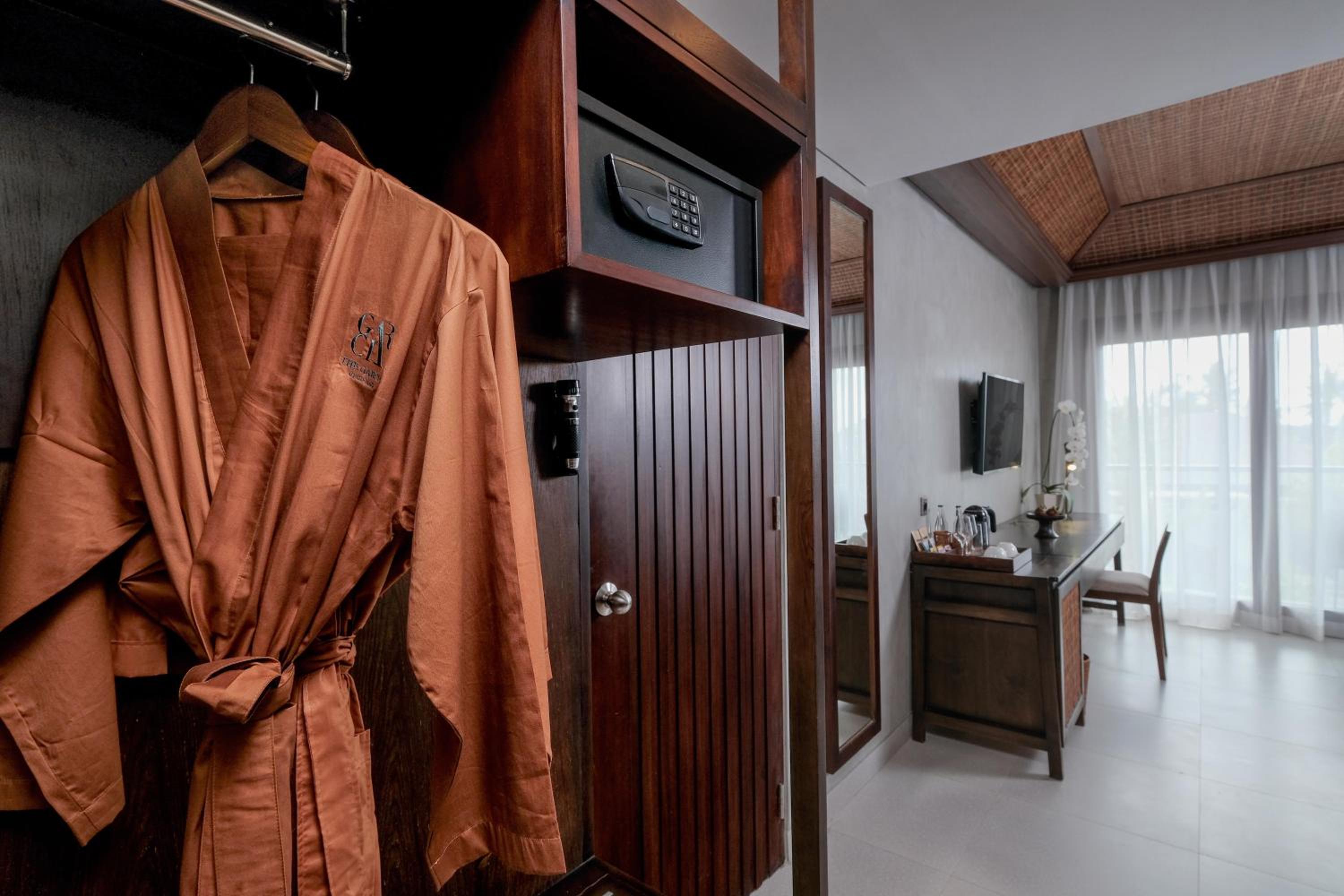The Garcia Deluxe Room with Garden View and Free Daily Afternoon Tea - Photo 2