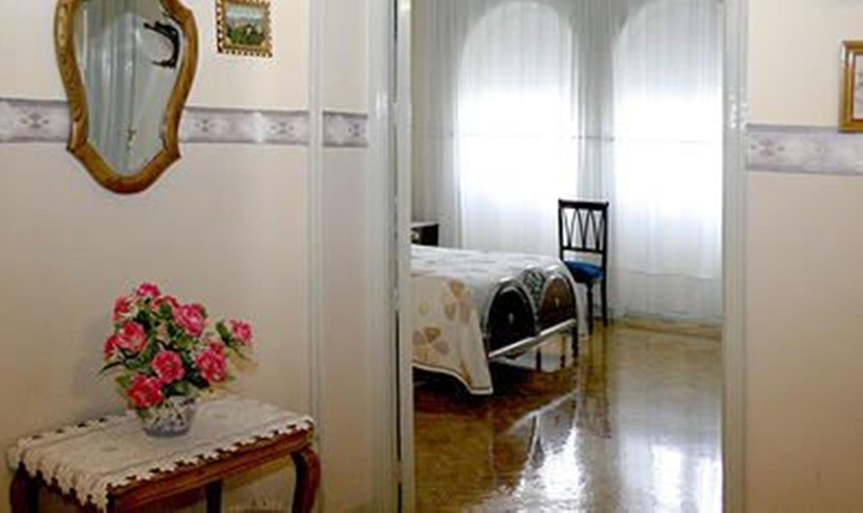 Double or Twin Room photo 3