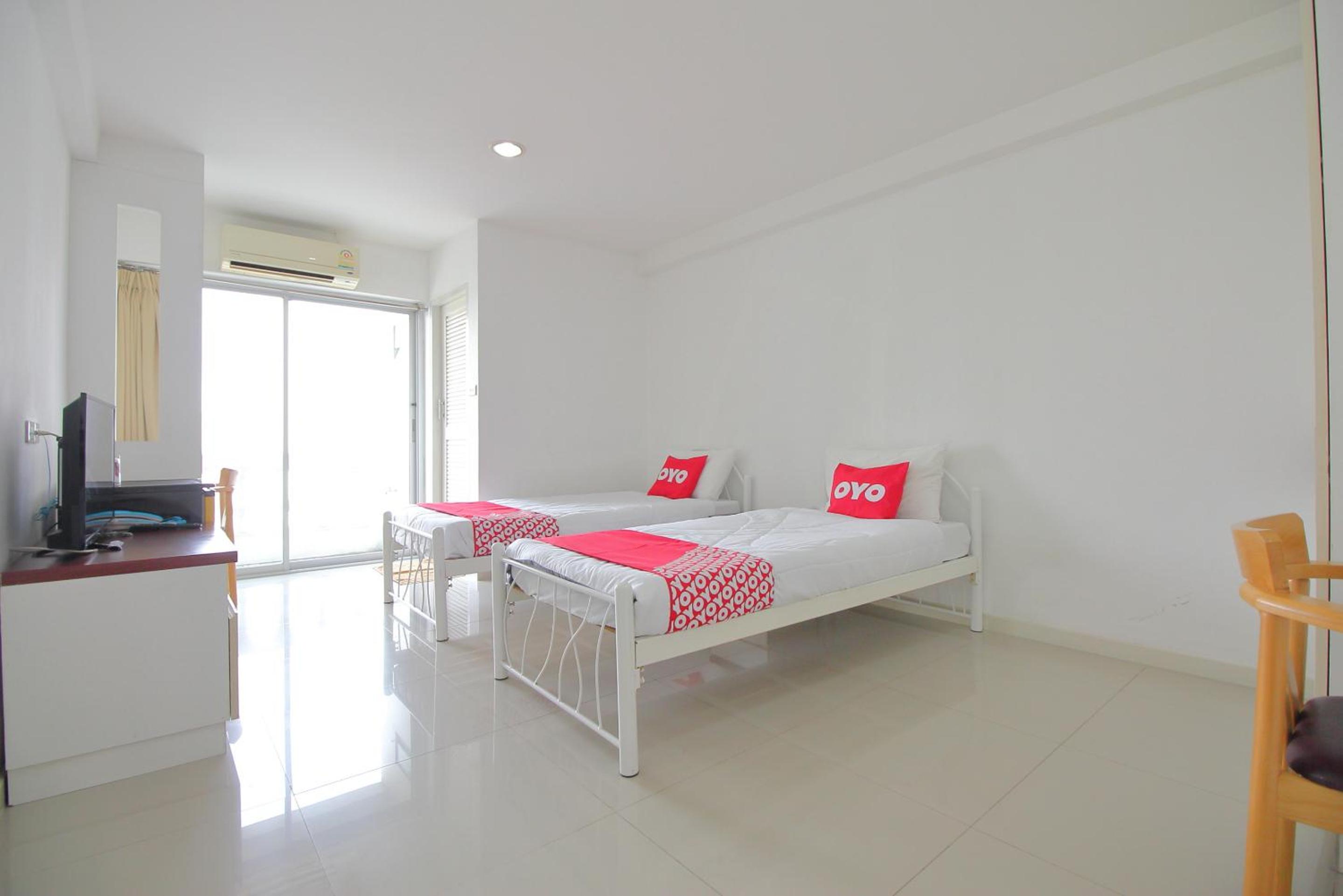 Standard Twin Room photo 1