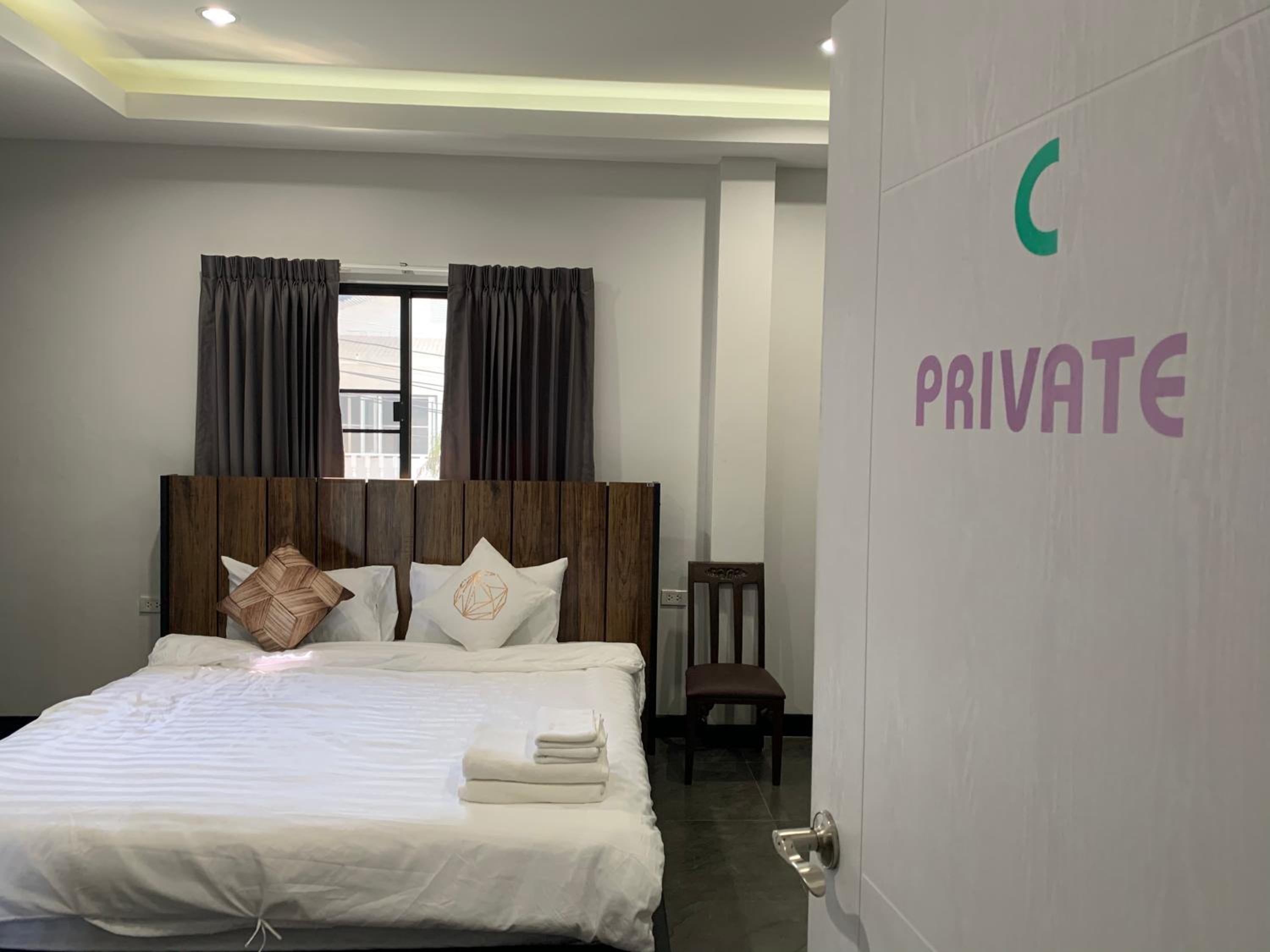 Double Room with Private Bathroom - Photo 1
