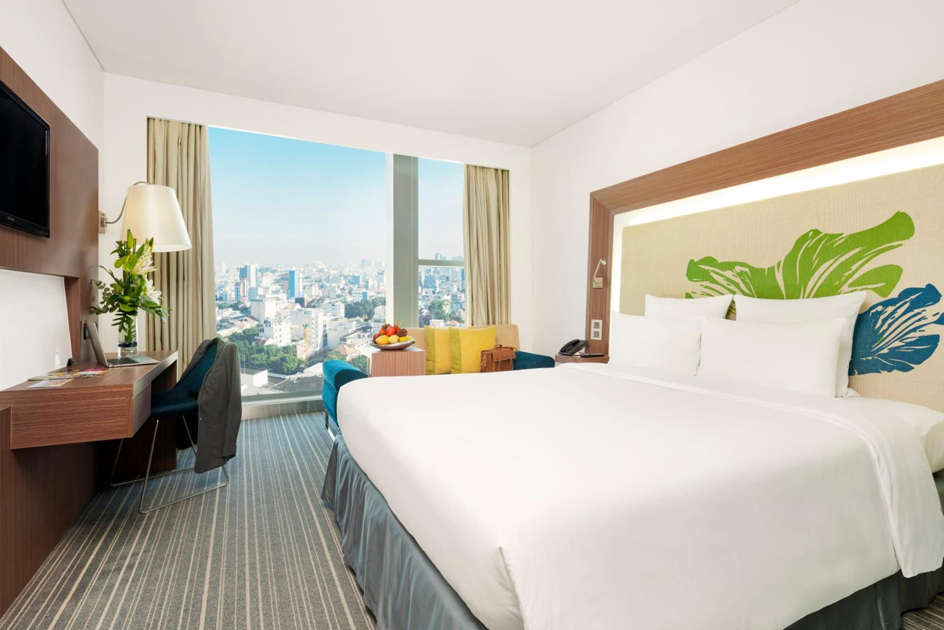 Valentine Package Superior Room- Breakfast + 20% Off F&B + Early Check-In & Late Check-Out + Welcome Valentine Chocolate  photo 2