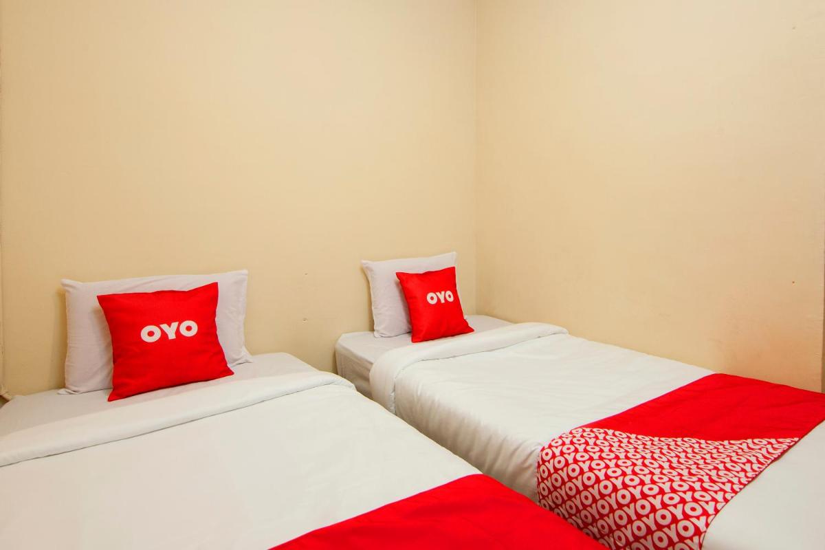Standard Twin Room photo 2