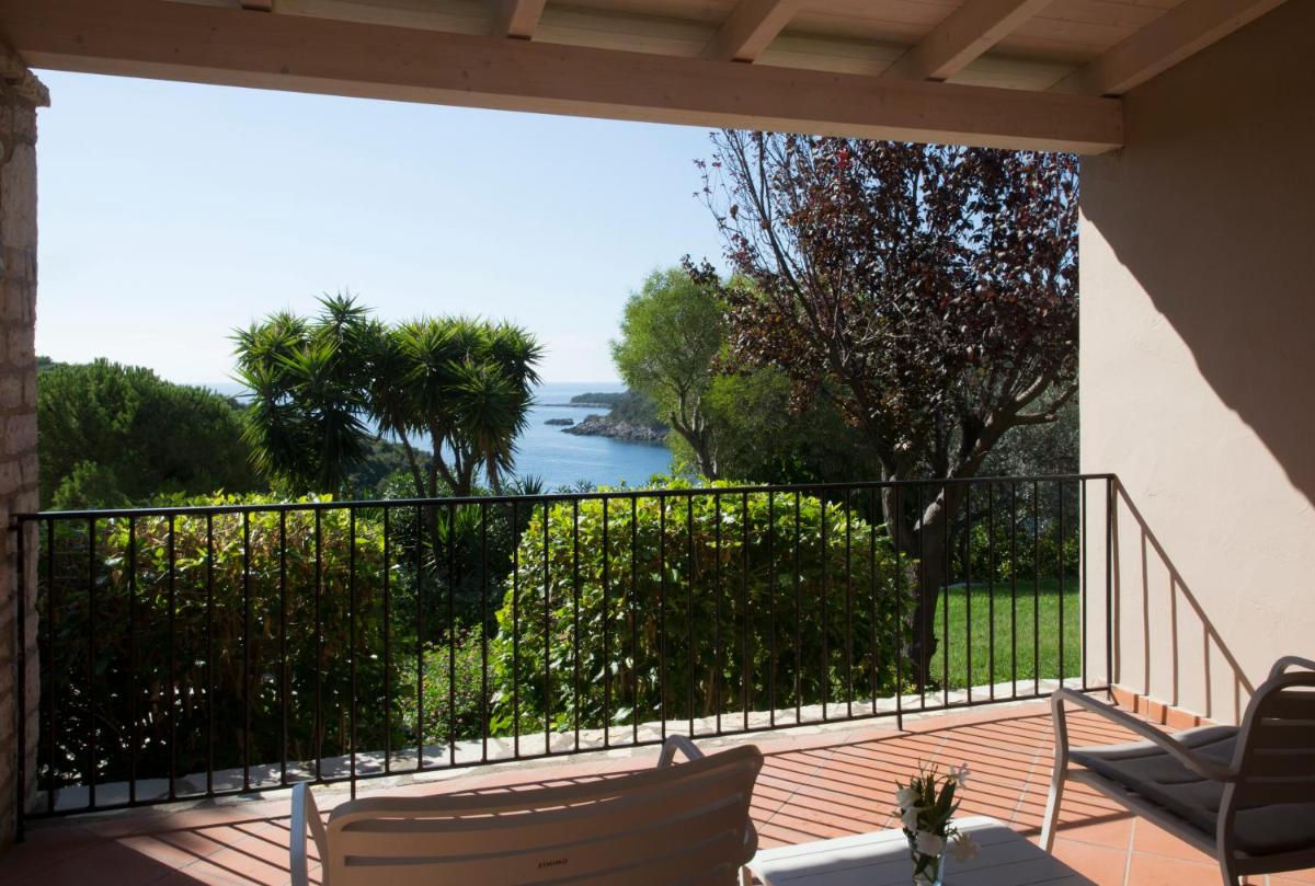 One-Bedroom Suite with Sea View - Photo 6