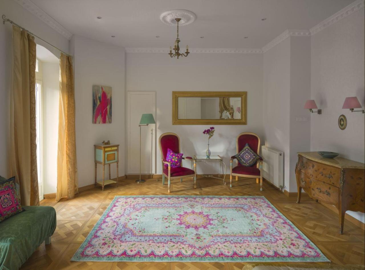 Superior King Suite
