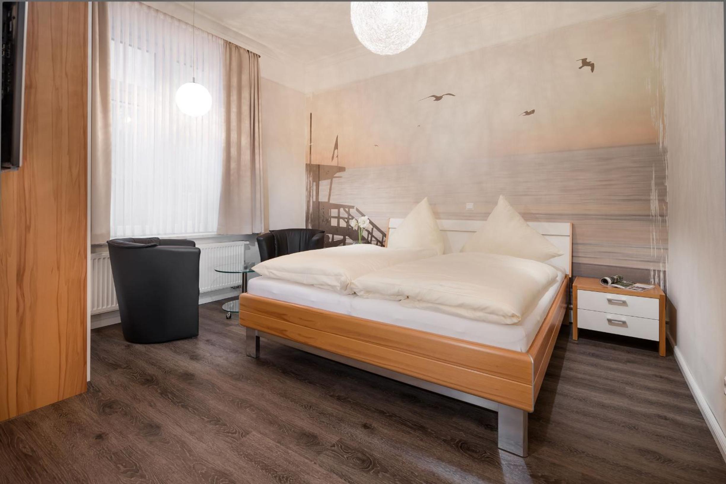 Deluxe Double Room 9