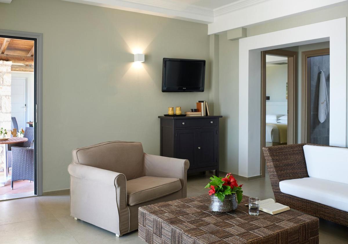 Two-Bedroom Suite with Sew View  - Photo 6