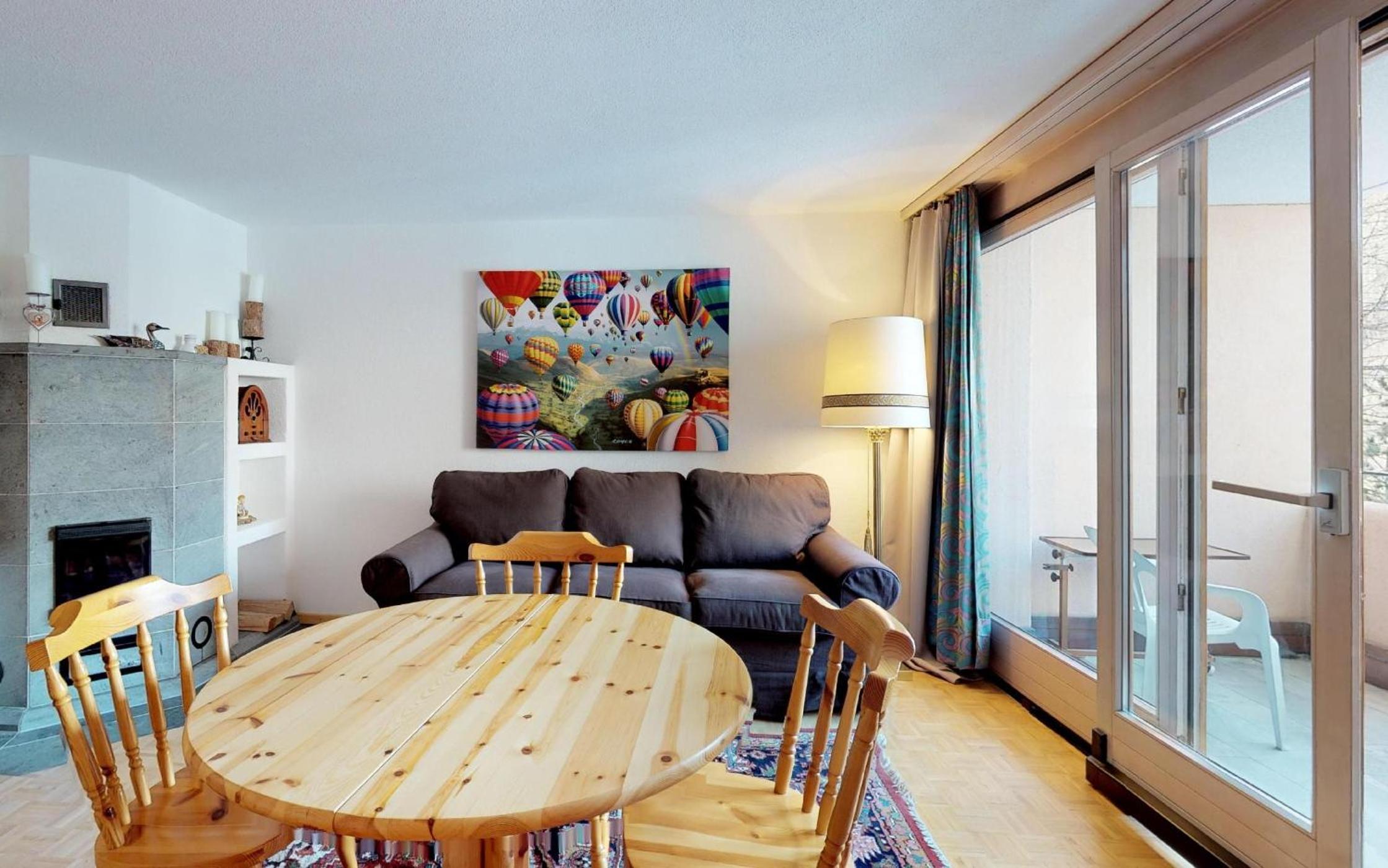 One-Bedroom Apartment photo 3